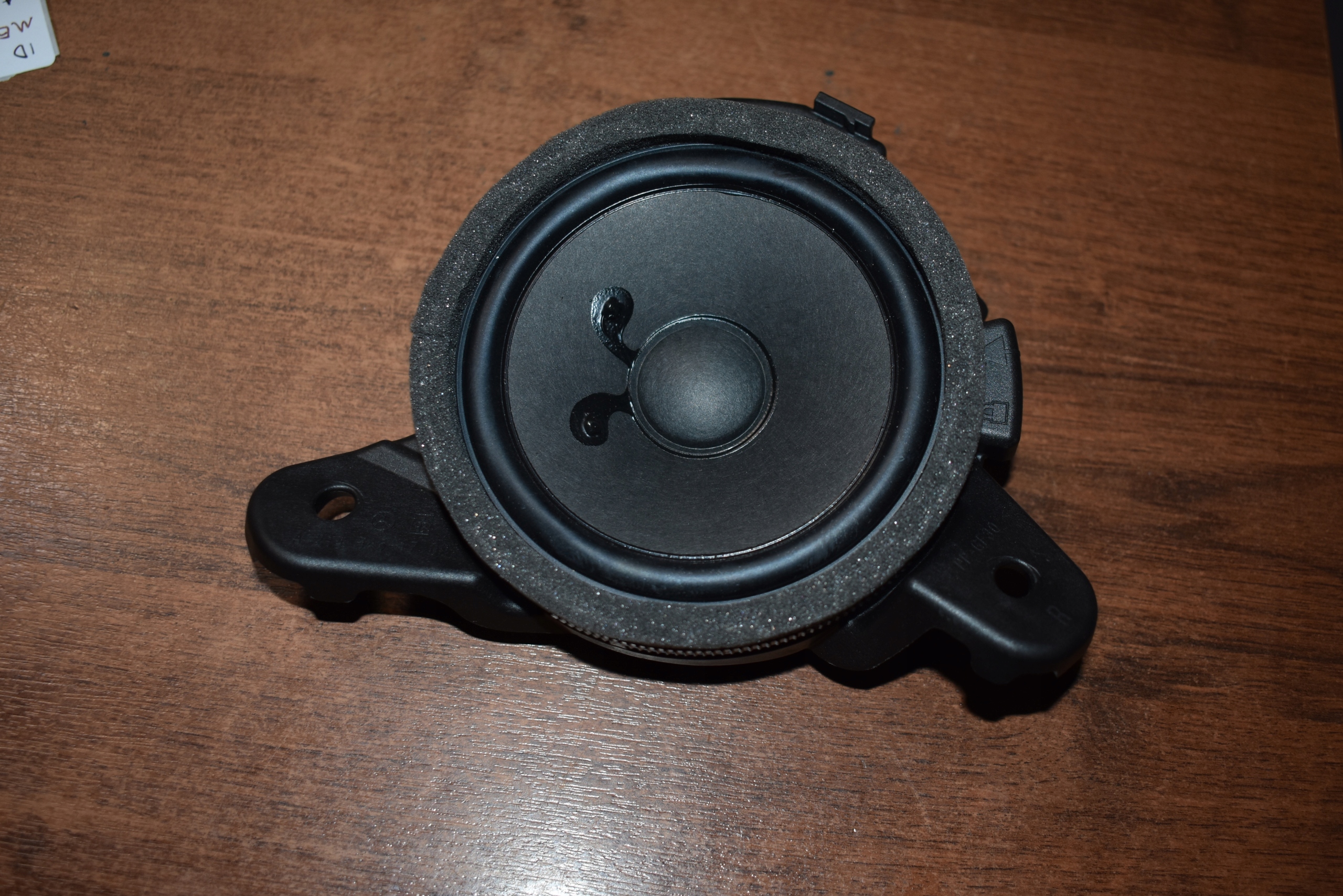 IDEALNY speaker right MERCEDES W214 1