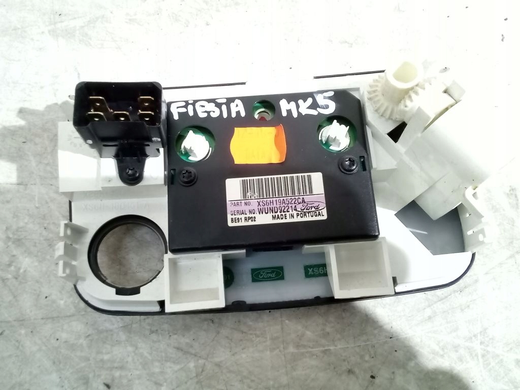 Ford Fiesta MK5 control panel air conditioning devices XS6H19A522CA