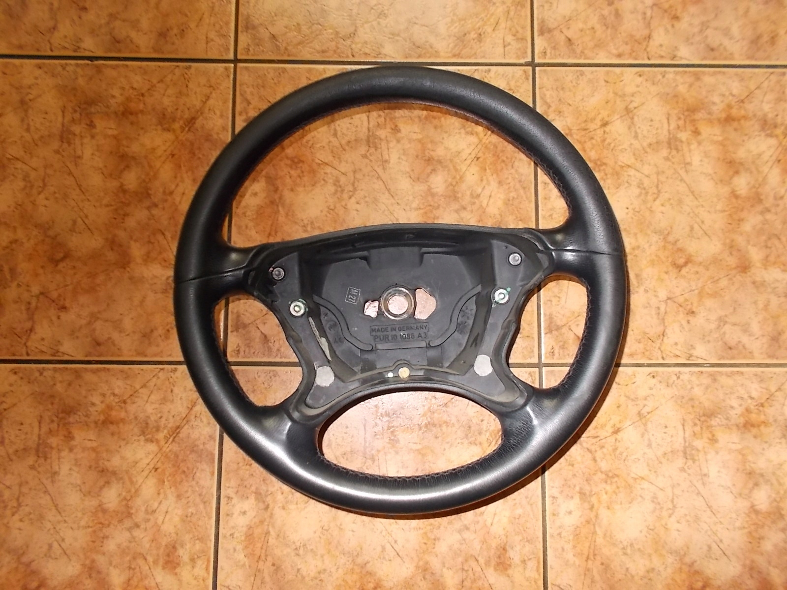 MERCEDES CLK W209 КЕРМО ШКІРЯНА ШКІРА A2304600503 