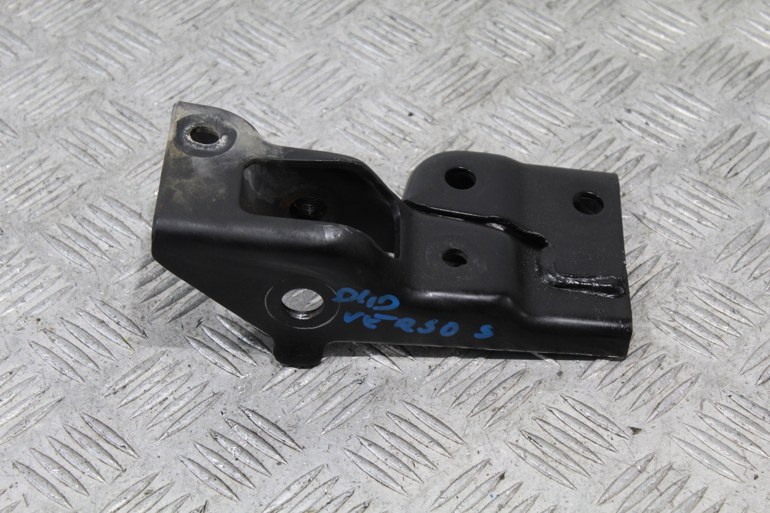 ŁAPA MOCOWANIE SILNIKA VERSO S VERSO-S