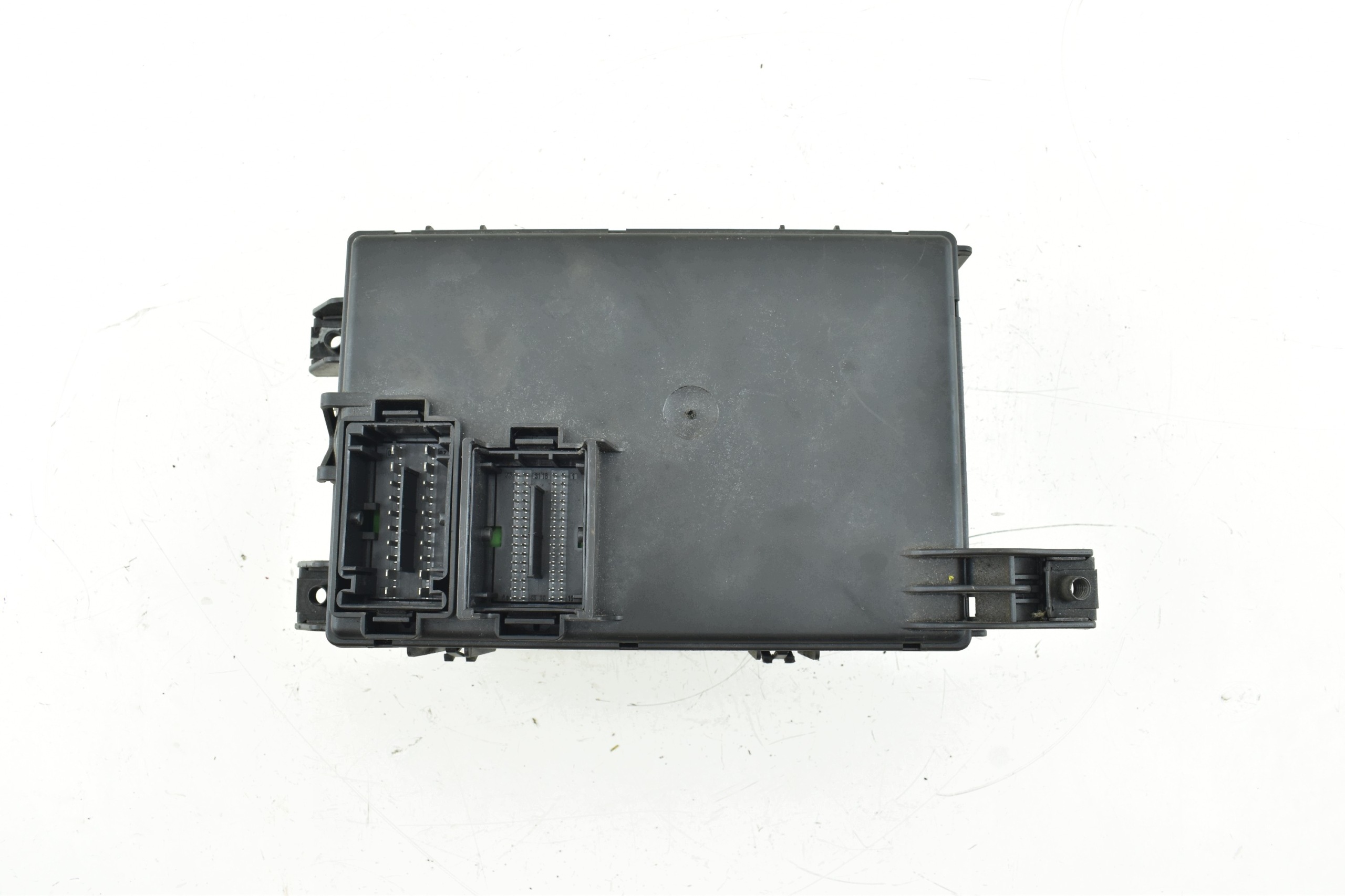 Module Module fusibles OPEL CORSA D 1.2 B 13142240 JM