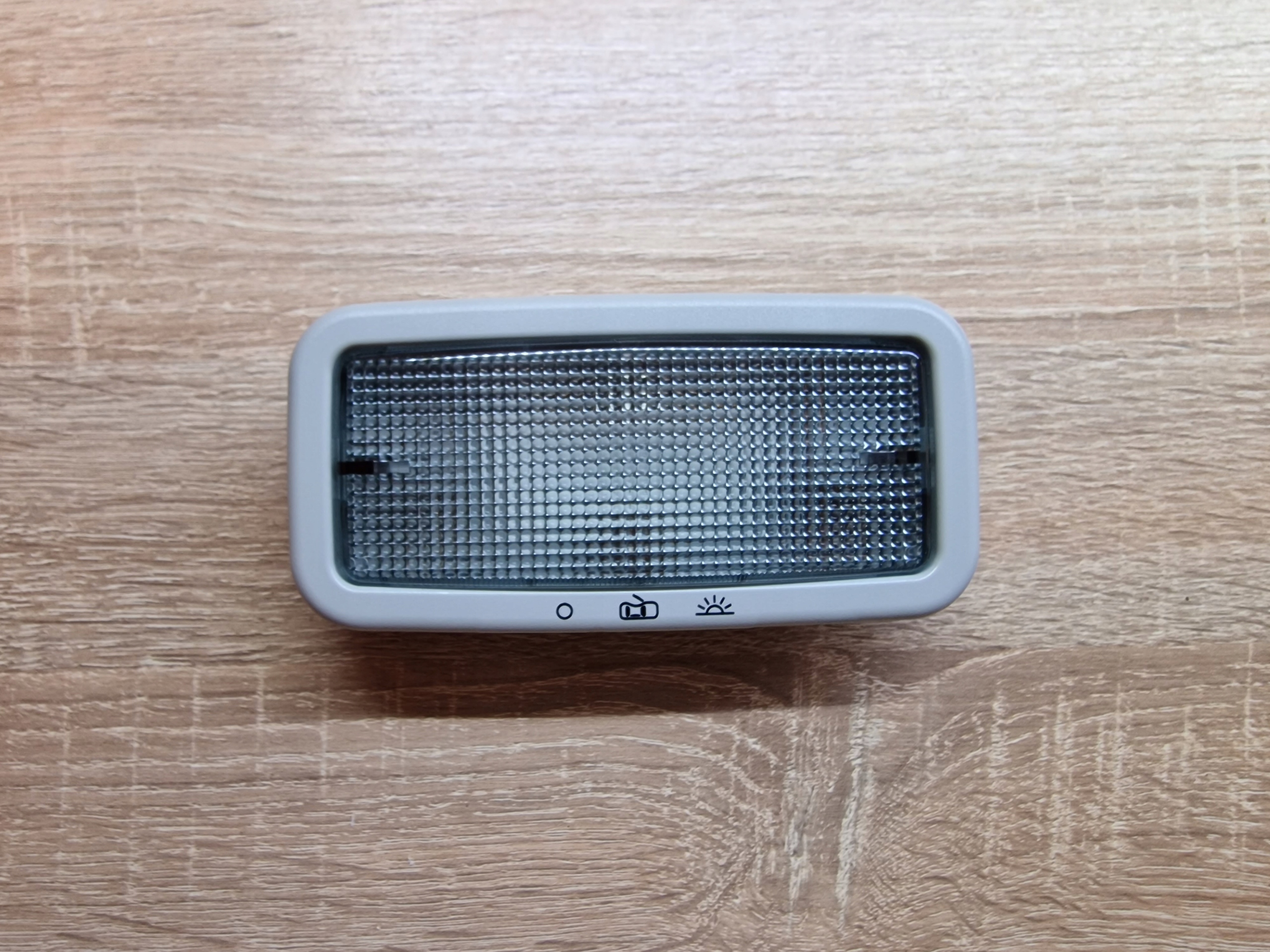 Lampka Kabiny paki VW T5 T6 CADDY Crafter MAN