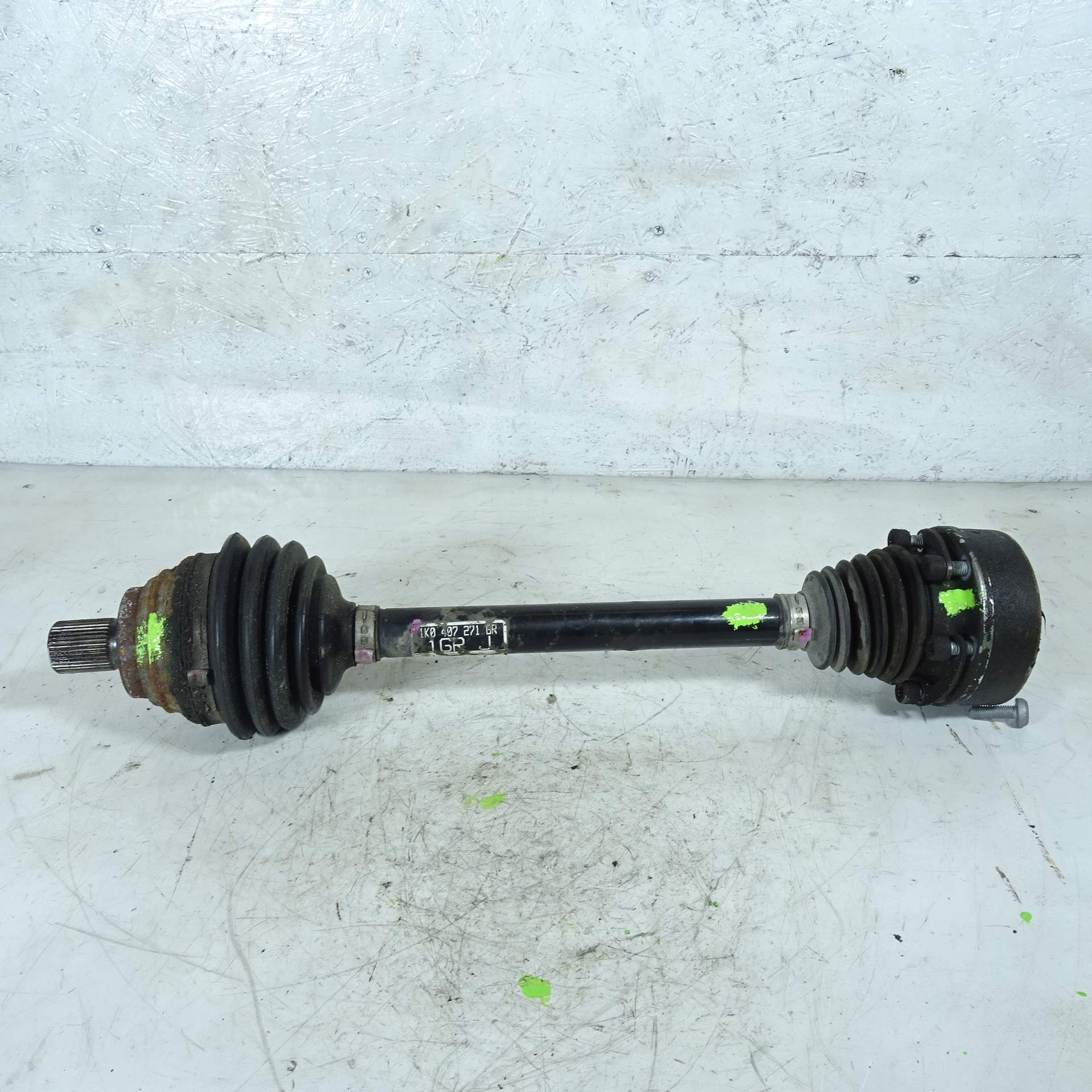 VW JETTA 6 VI 1.4TSI semi-axis left front MANUAL 1K0407271GR