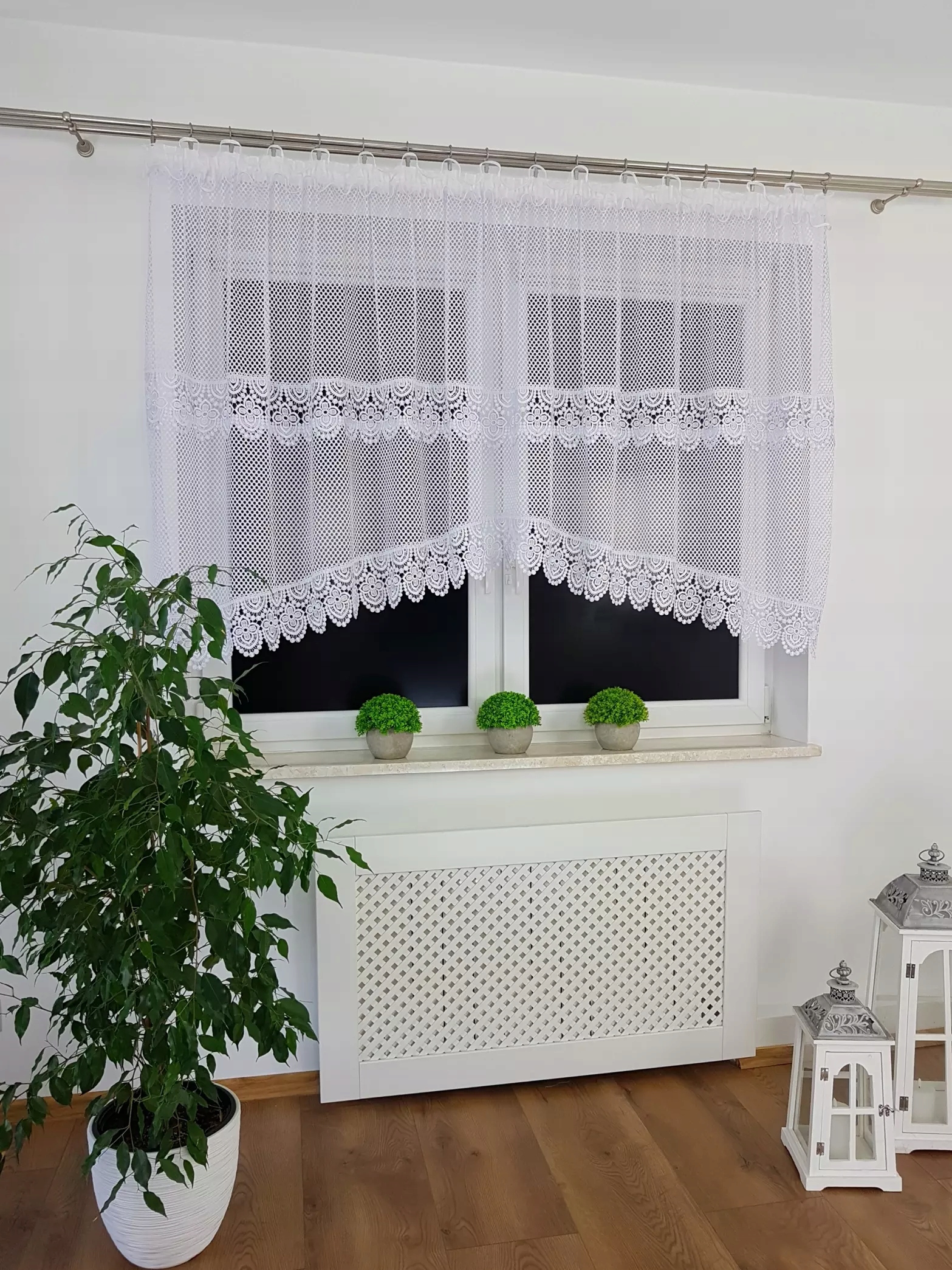 Firana Gotowa Z Siateczki Do Kuchni Jadalni Salonu 400x120 Gipiura