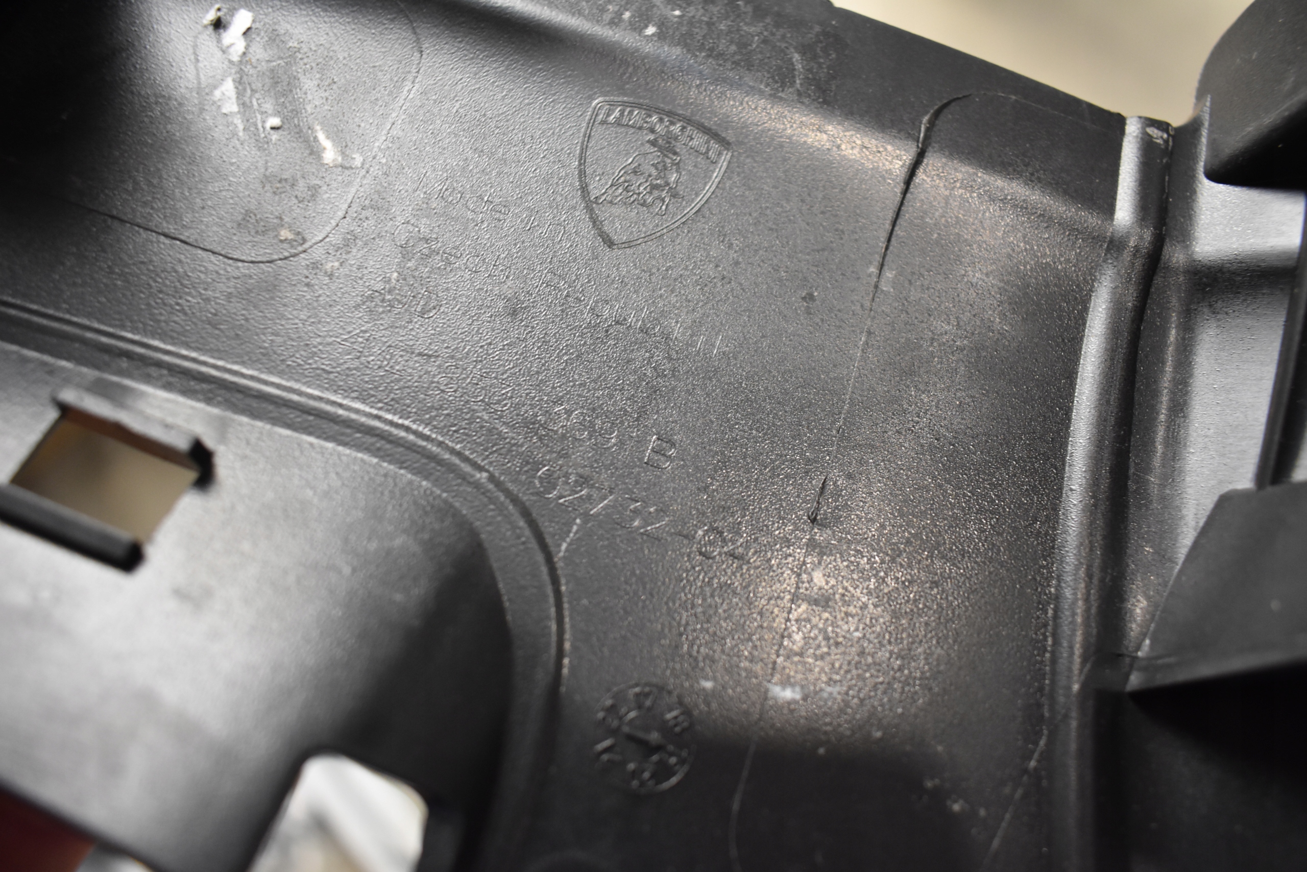 IDEALNA moulding cap threshold NAPPA left LAMBORGHINI URUS 1