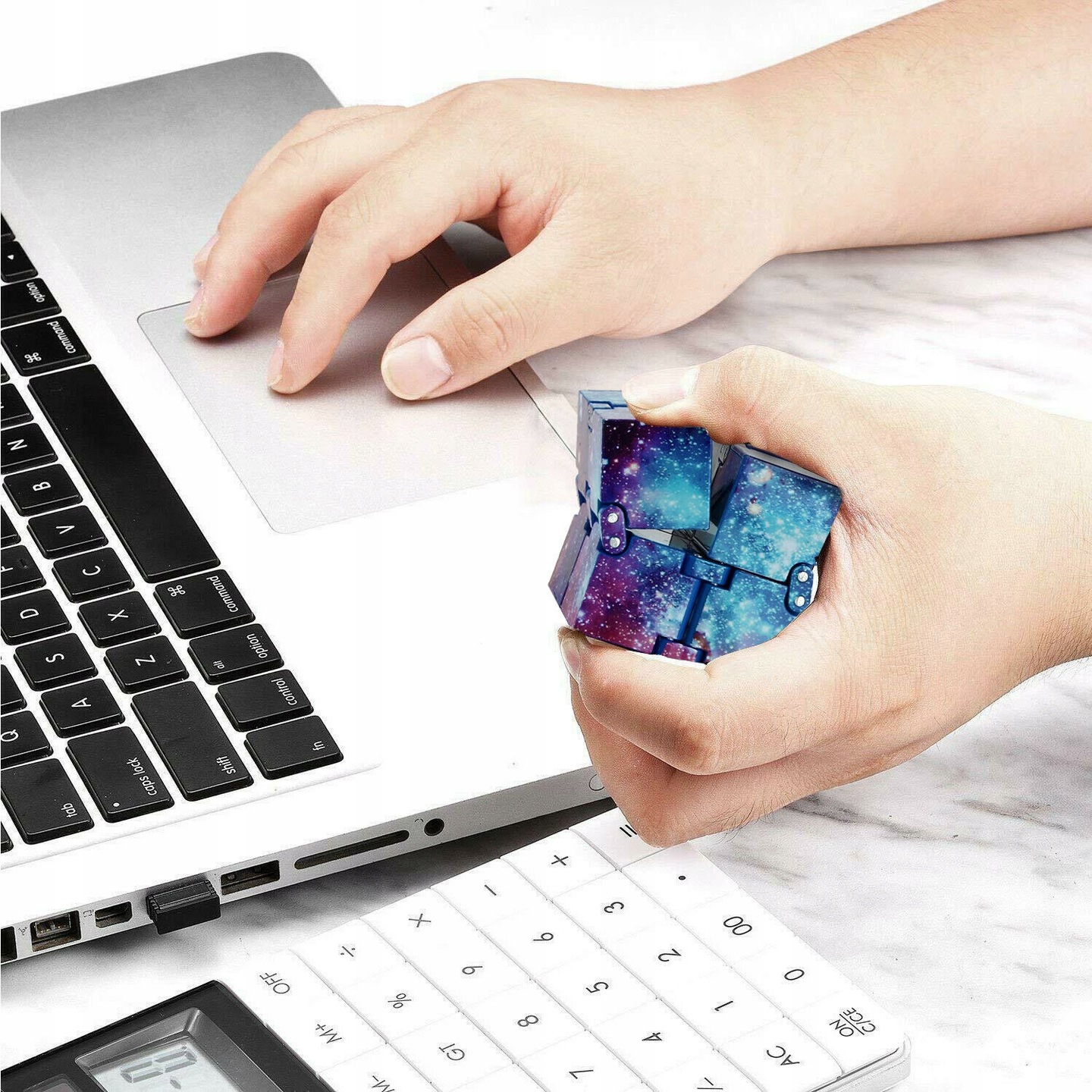 MAGICZNA KOSTKA ANTYSTRESOWA infinity cube FIDGET Materiał inny