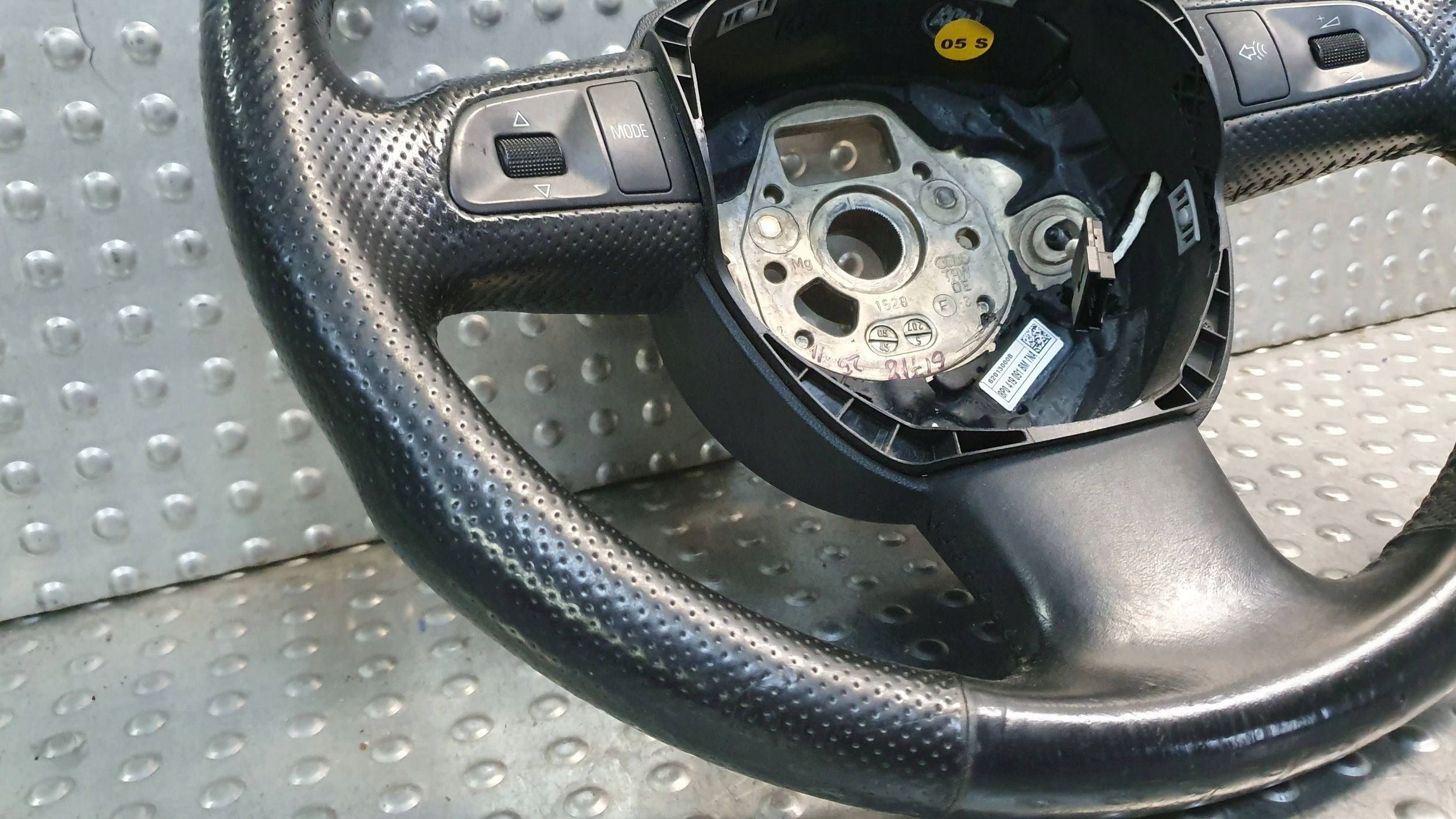 steering wheel, leather MULTIFUNKCJA with shifting AUDI A3 03- 8P0419091BM