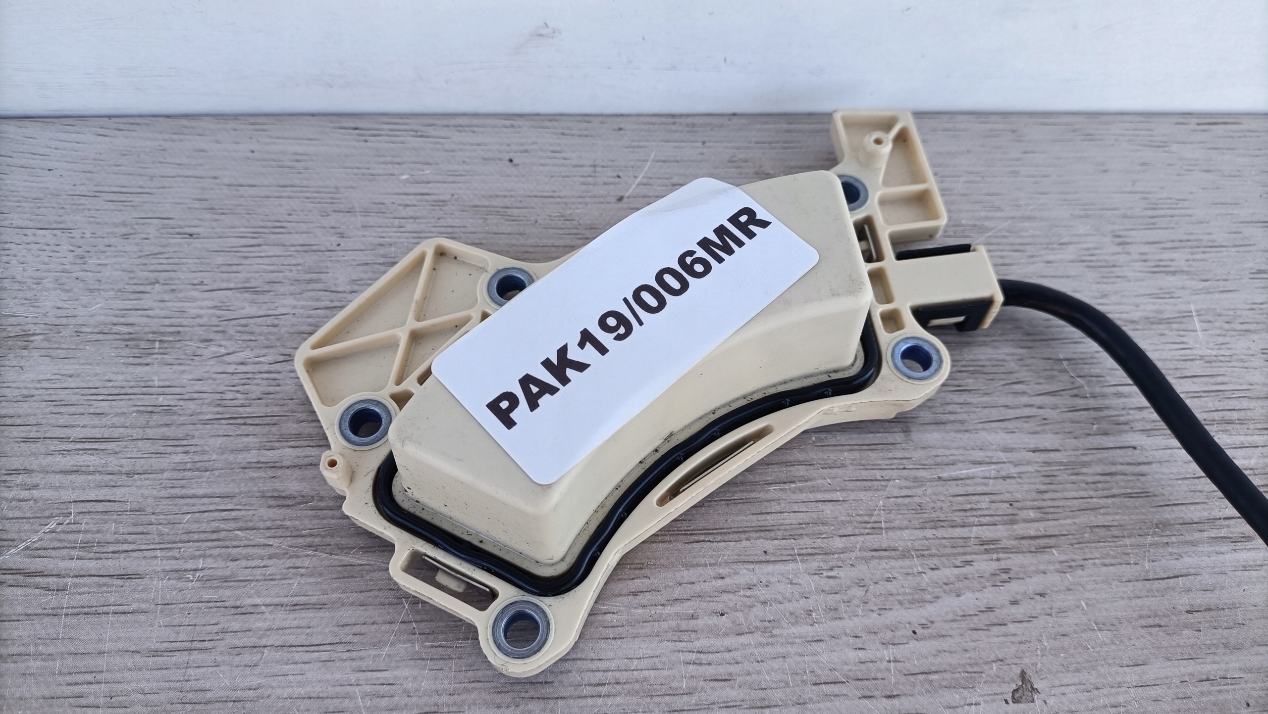 AUDI A6 A7 Q5 8R shaft position sensor 0DK907125D PAK19/006MR