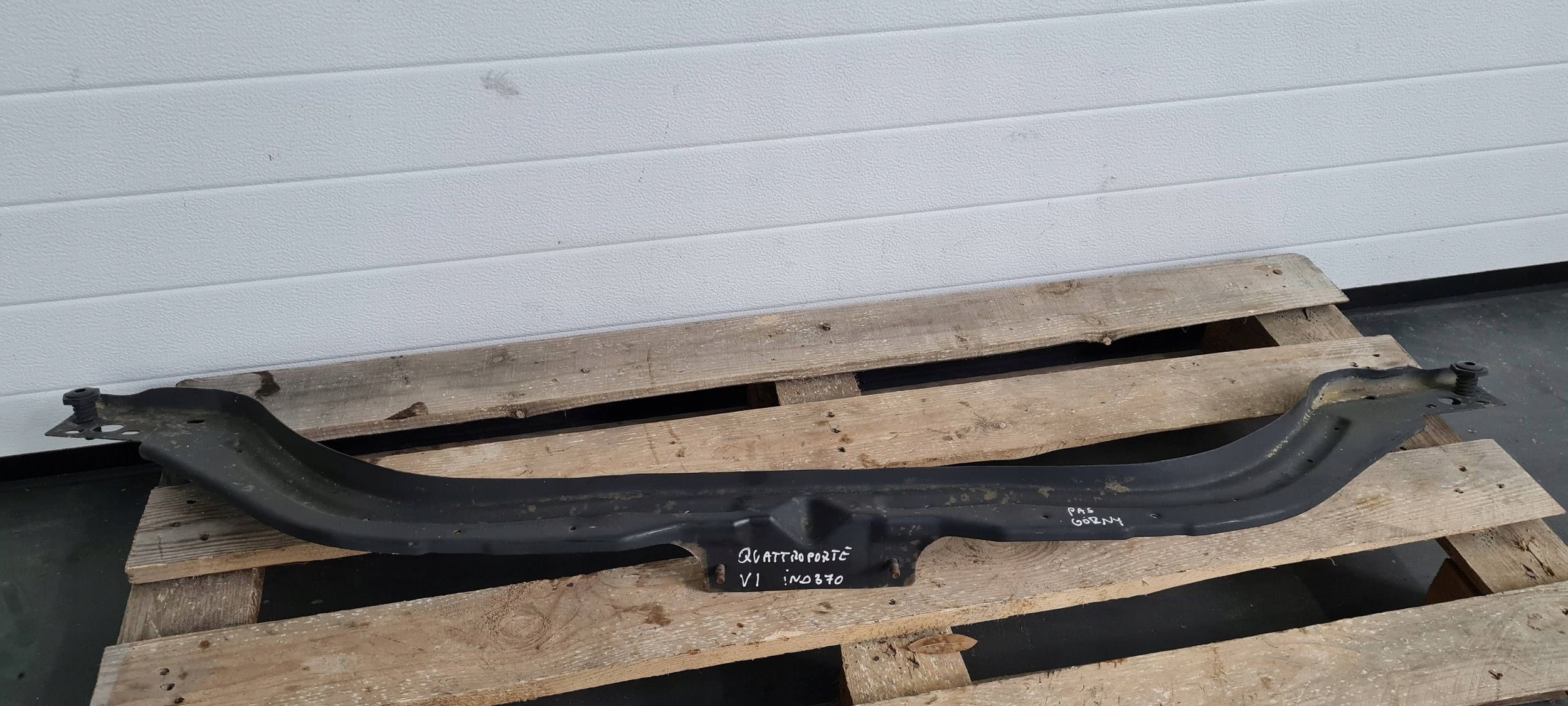 Maserati Quattroporte VI radiator support core panel sider upper of radiators
