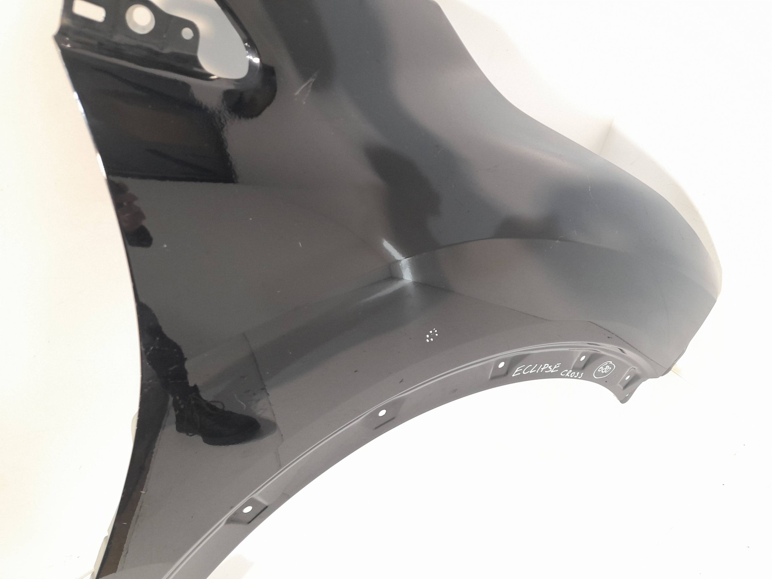 Mitsubishi Eclipse Cross fender right 13456680 (680)
