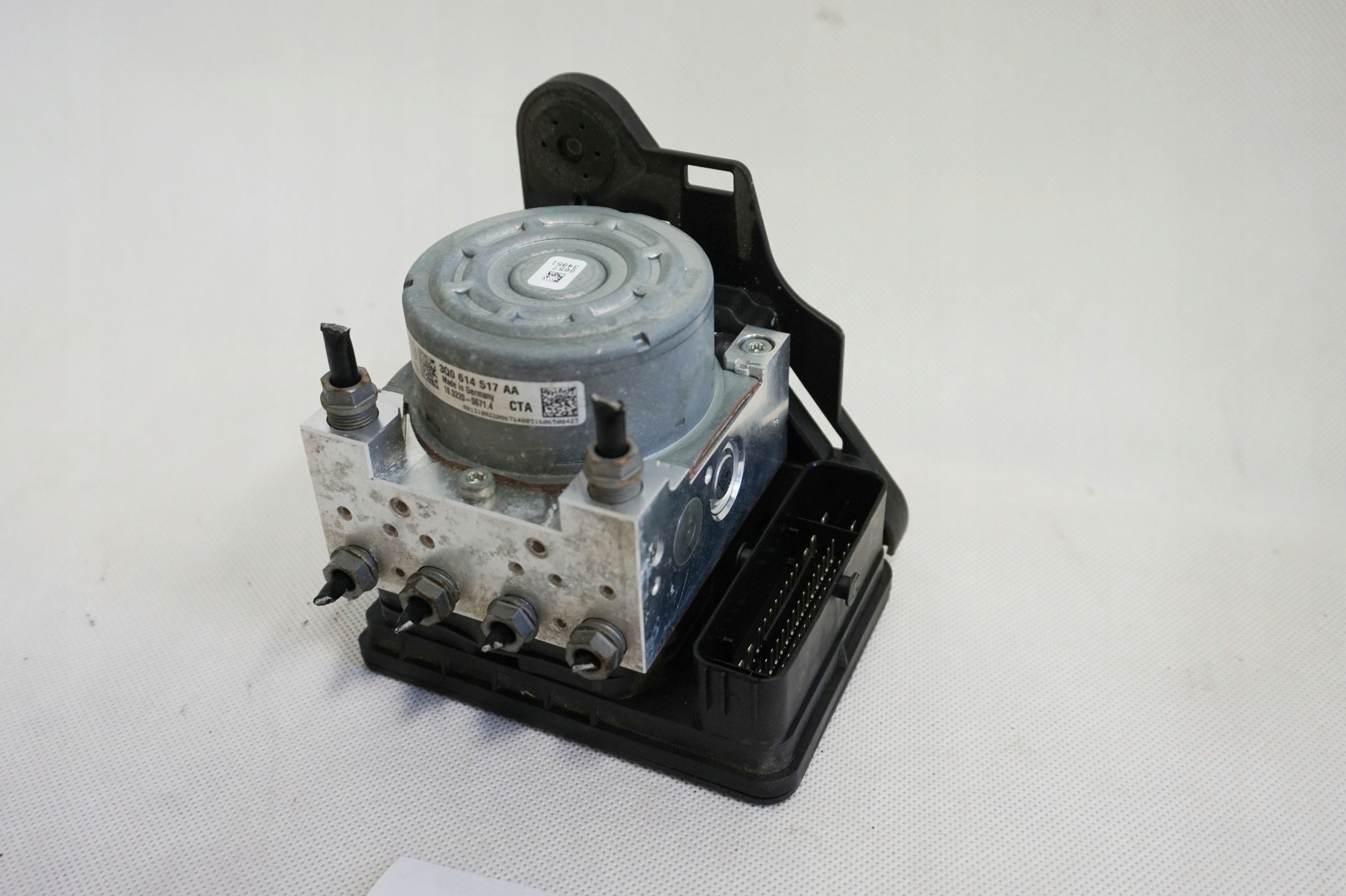 3Q0907379AA 3Q0614517AA - КОНТРОЛЕР НАСОСА ABS VW GOLF VII 7 1.4 TSI