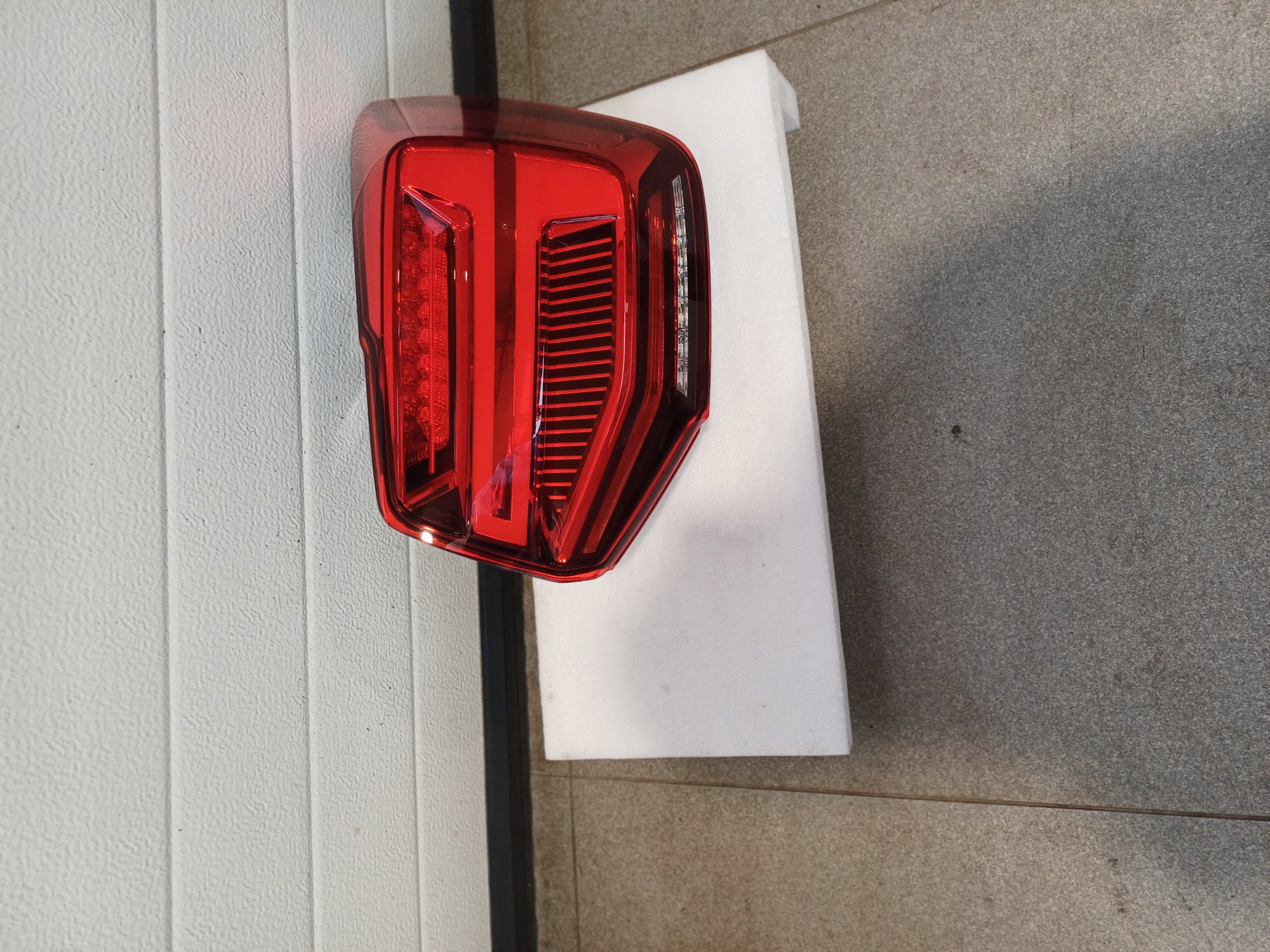 light right rear part rear AUDI Q2 81A FULL LED 81A945092C new