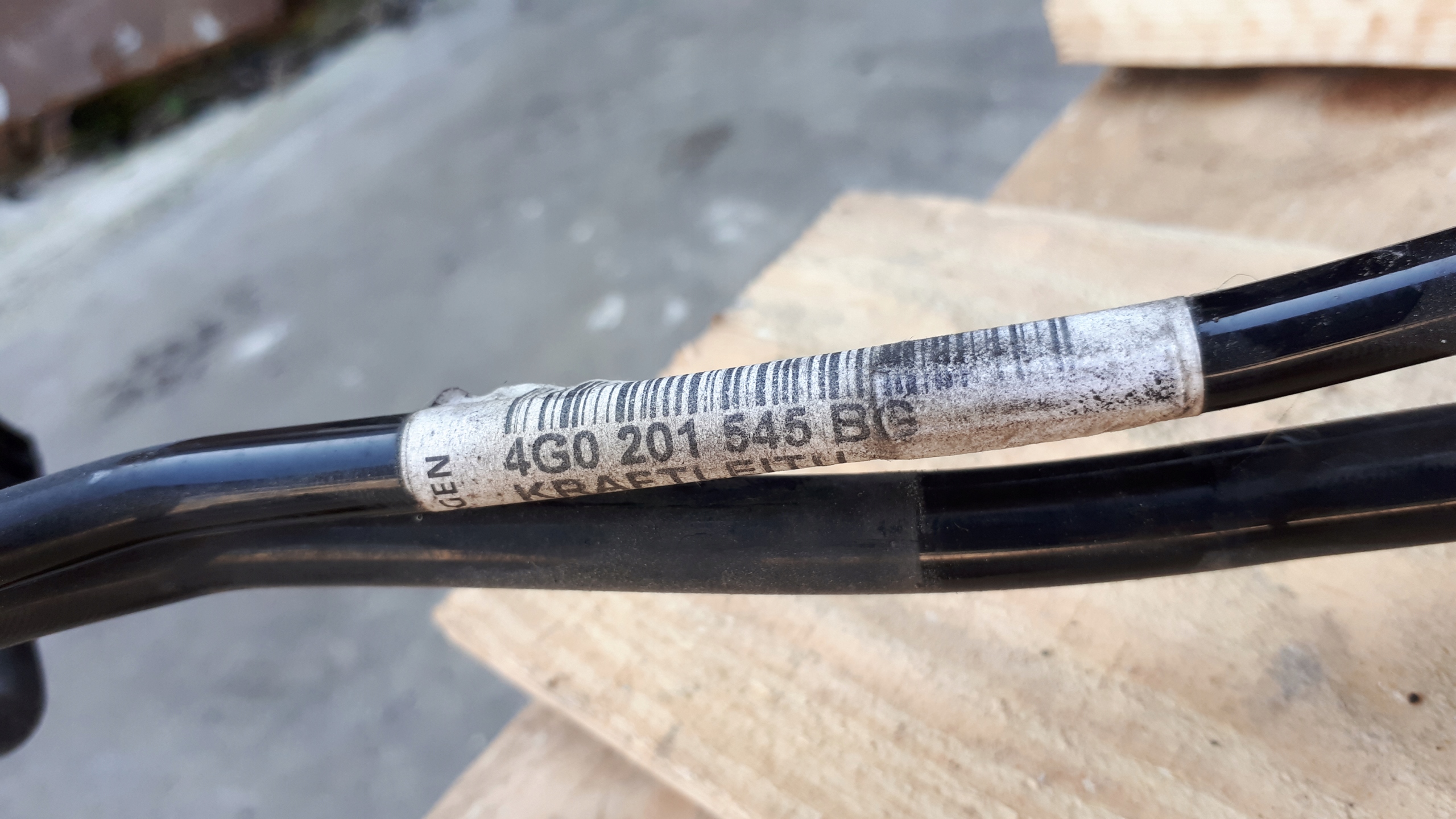 A6 C7 fuel line PALIWOWY des Bodens 3.0 TFSI A7