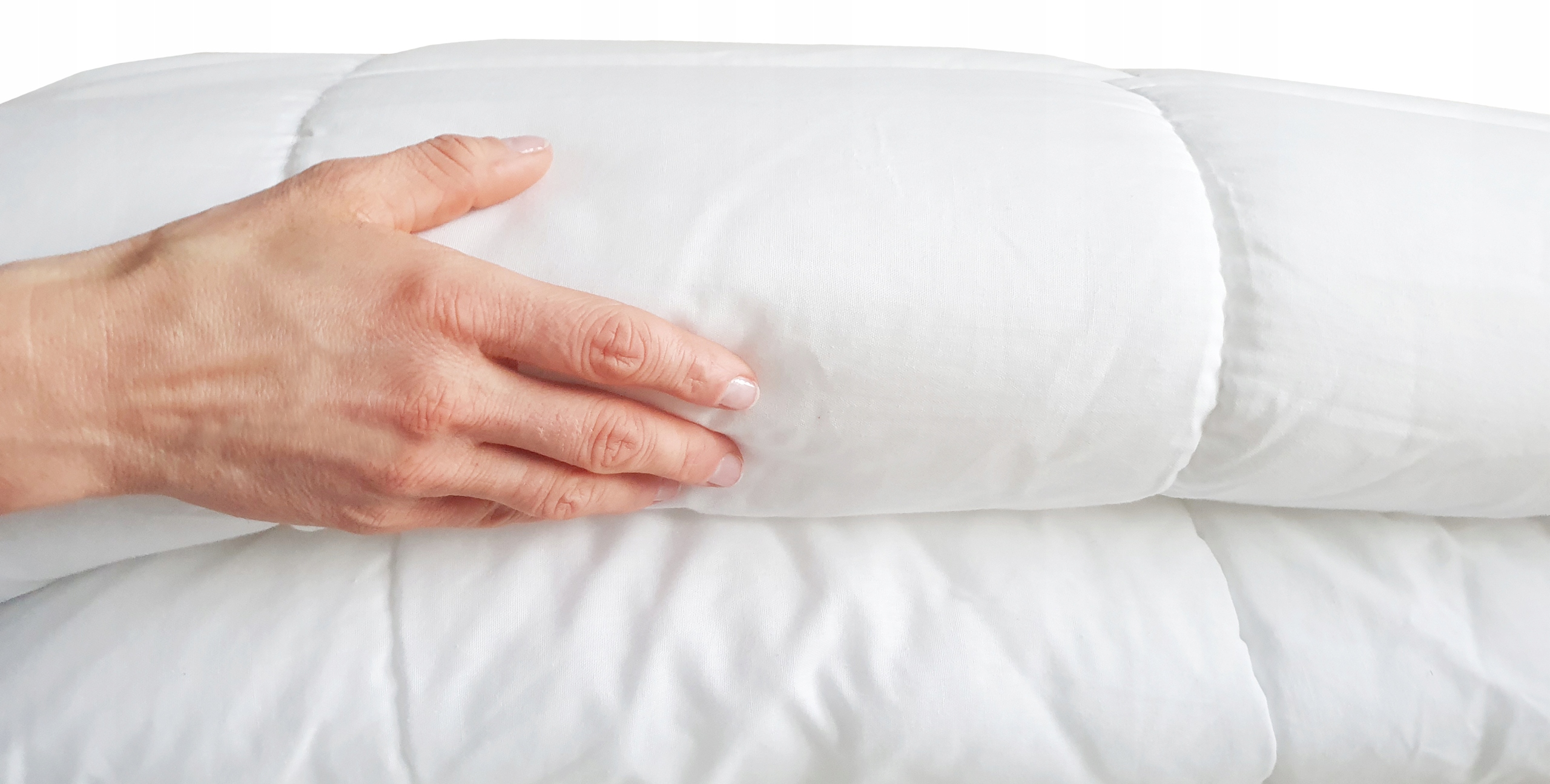 ANTYALERGICZNA KOŁDRA MEDICAL 160x200 CAŁOROCZNA ANTYROZTOCZOWA AMW BIAŁA Marka AMW