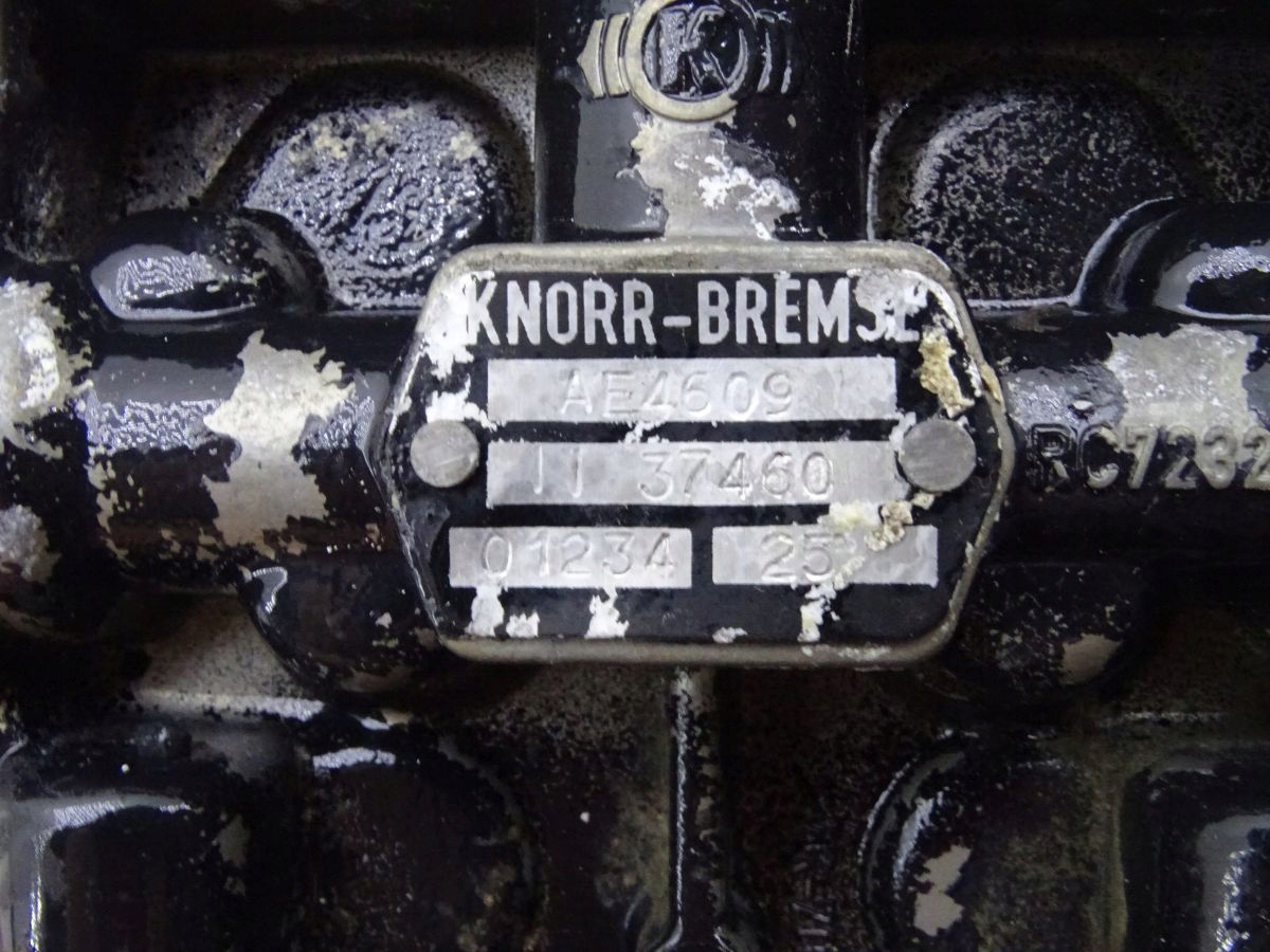 MAN L2000 LE 94 04 ZAWOR CZTEROOBWODOWY Car type Trucks