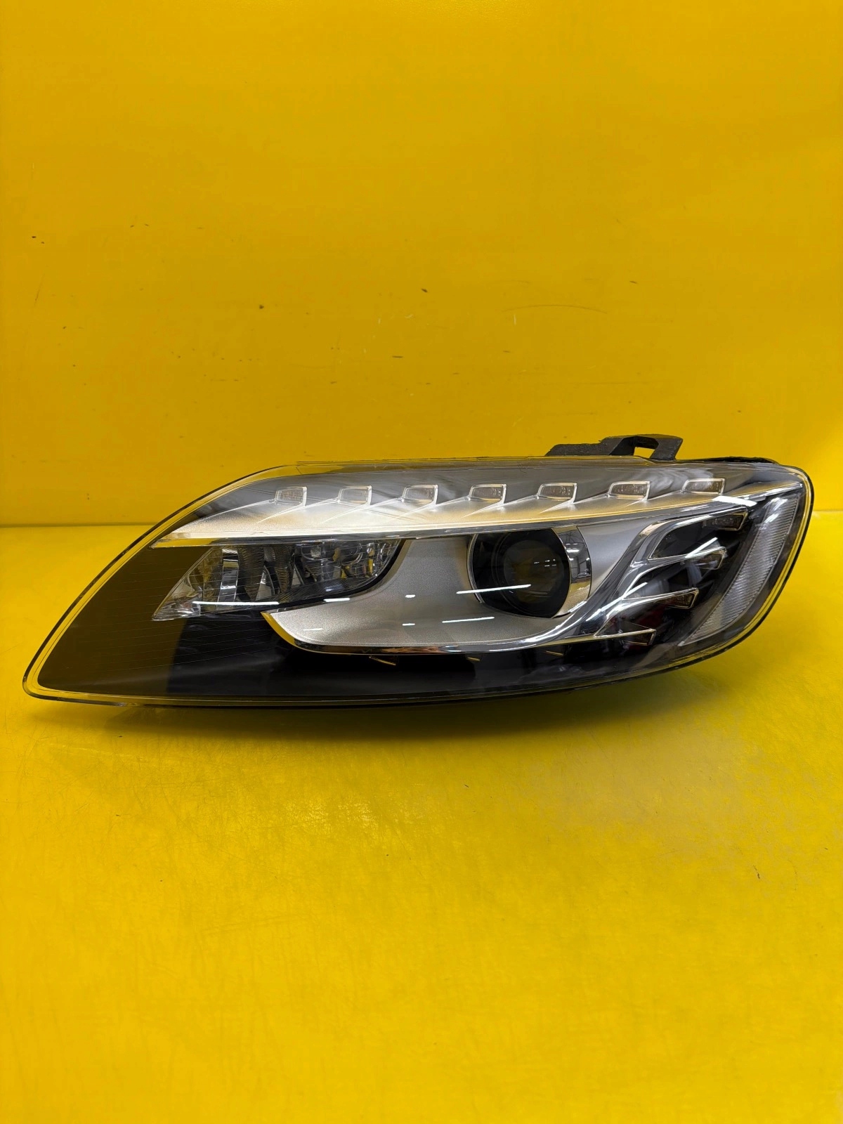 light left front Audi Q7 4L lift 4L0941003AD Xenon