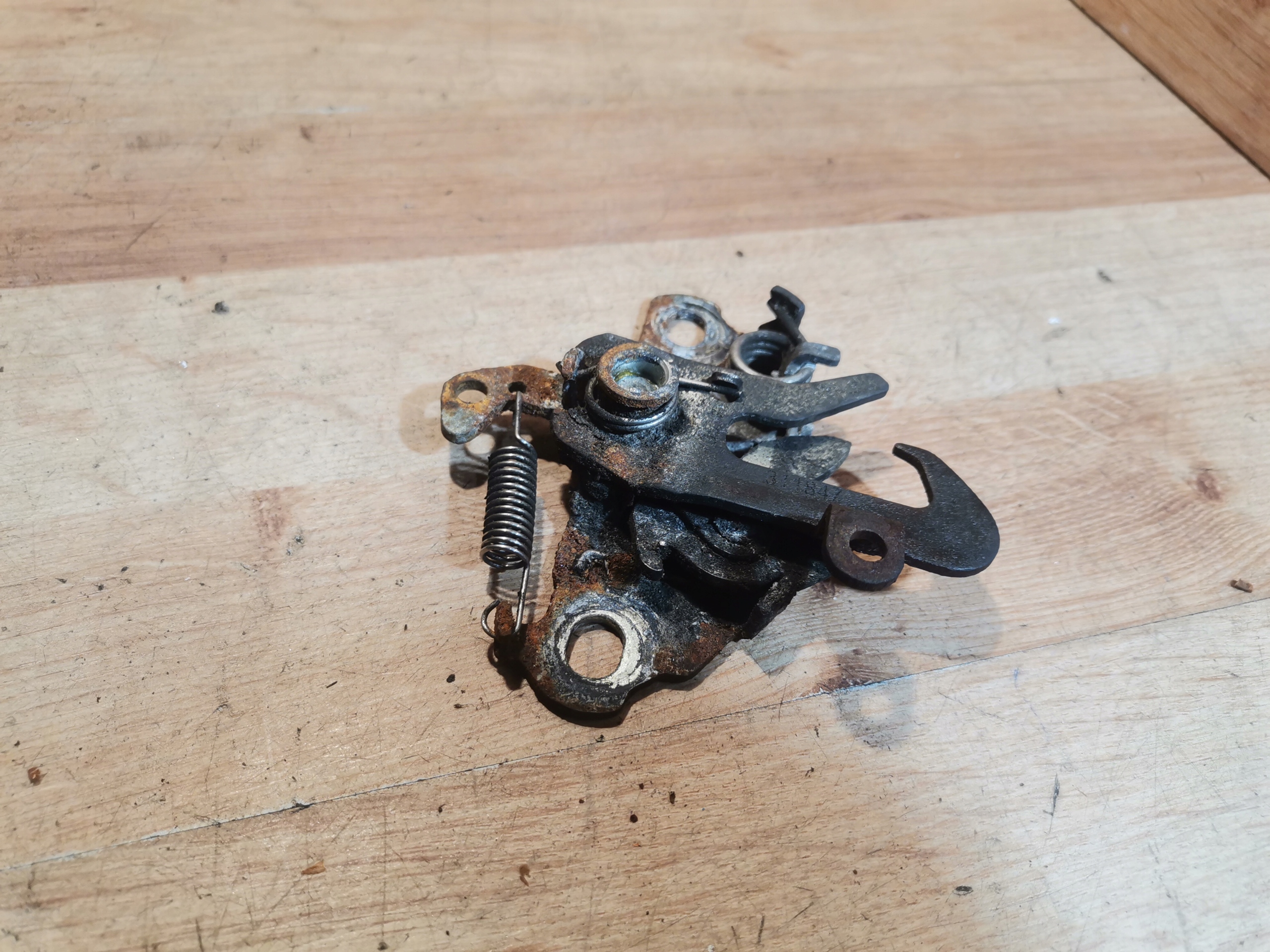 bonnet latch lock CITROEN C4 CACTUS 14-17r
