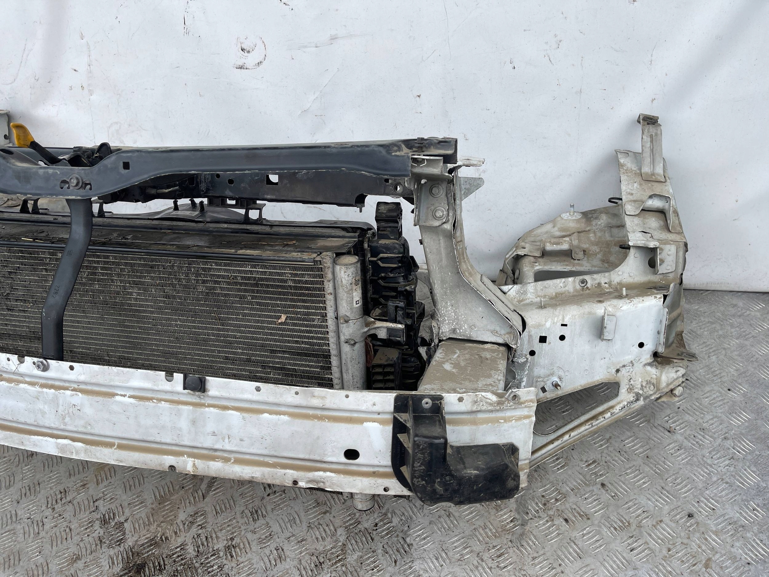 front body wall front pillar radiator Opel Zafira C 1.6 TURBO