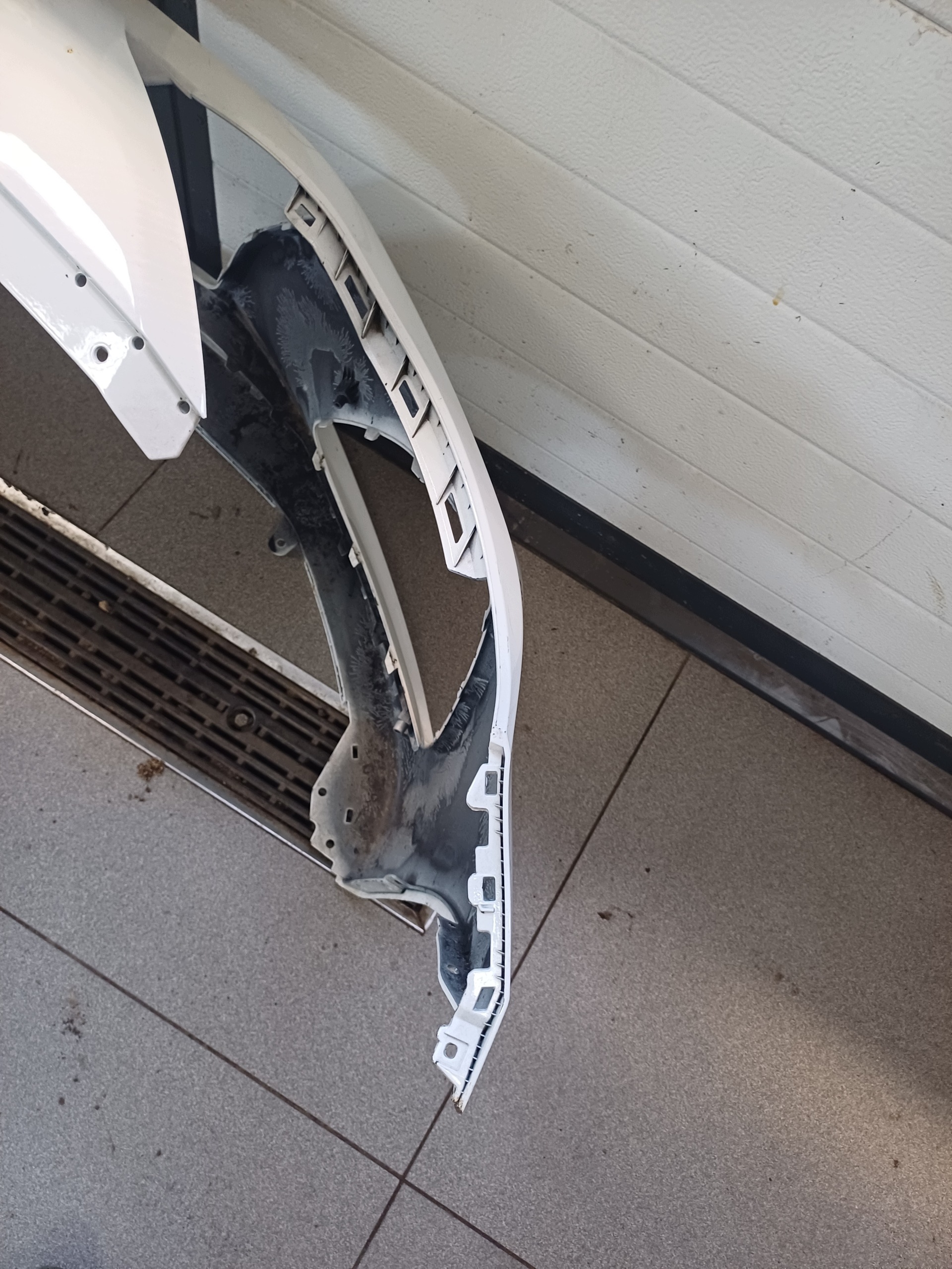 bumper front front HYUNDAI and 20 LIFT II 86511-C8AA0