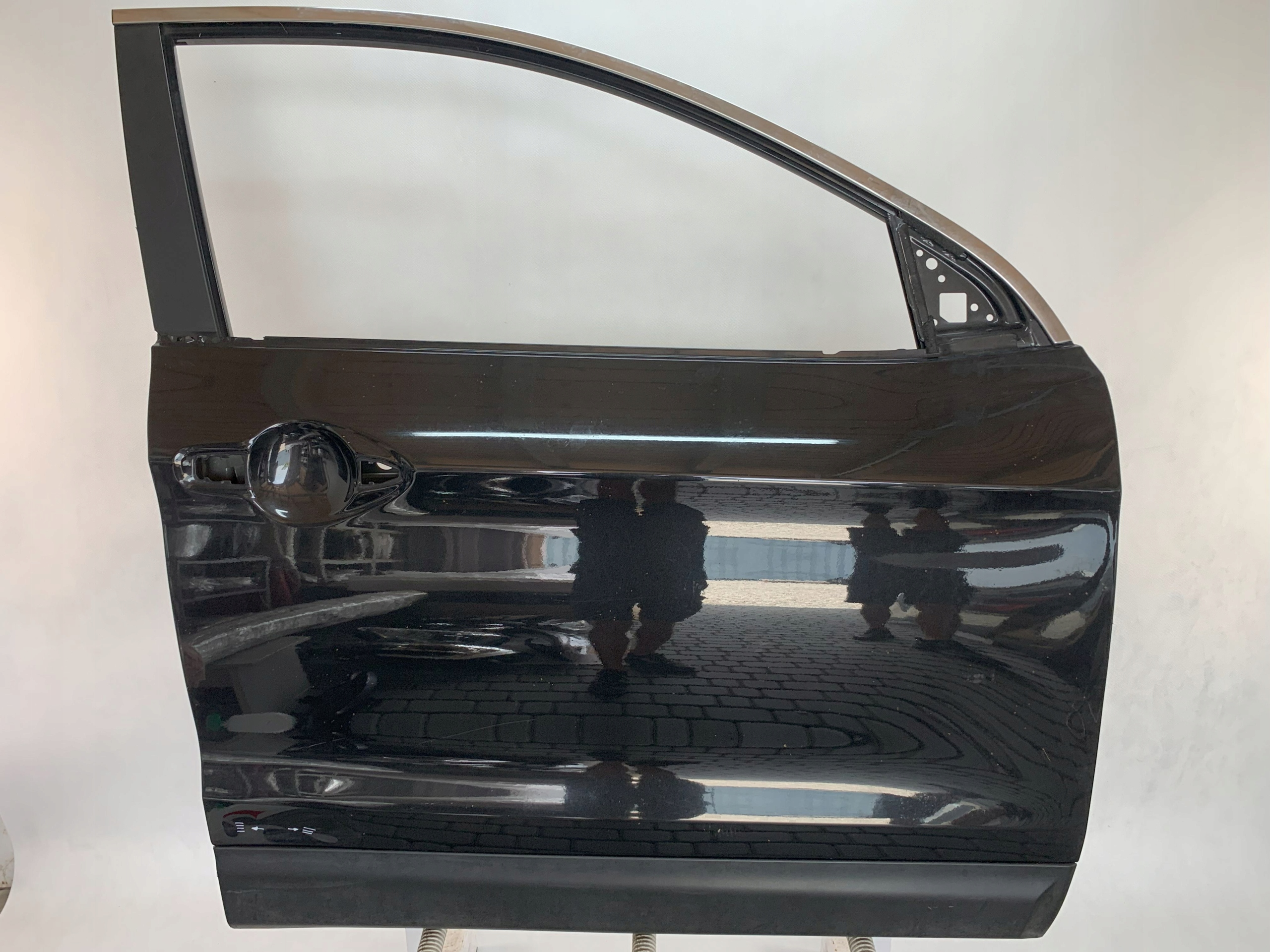 door right front Nissan Qashqai 13r 2013 08.25