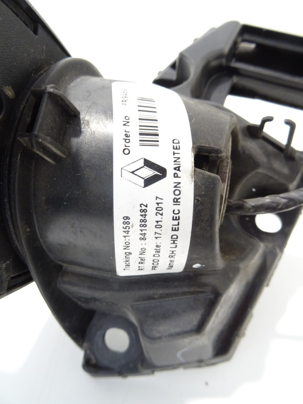 LUSTERKO PRAWE RENAULT T 13-22 84188482 Powierzchnia malowana