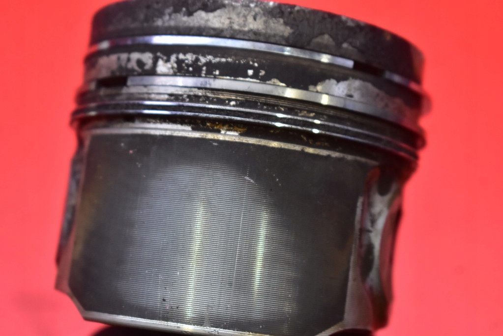 piston connecting rod BHS038J VW PASSAT B6 2.0 TDI 140 KM 05-10