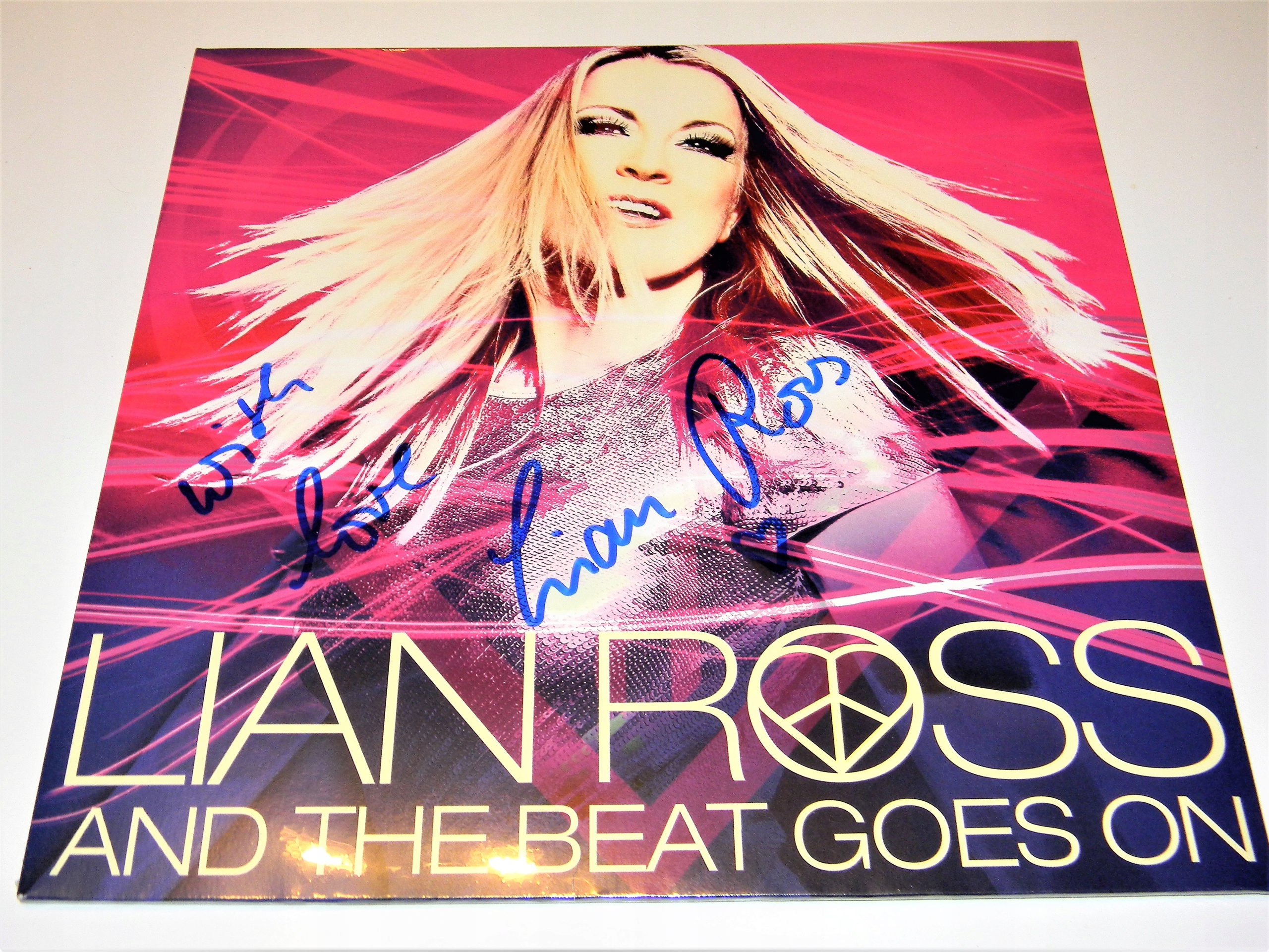 Winyl Lian Ross – And The Beat Goes On 2021 Pink Translucent