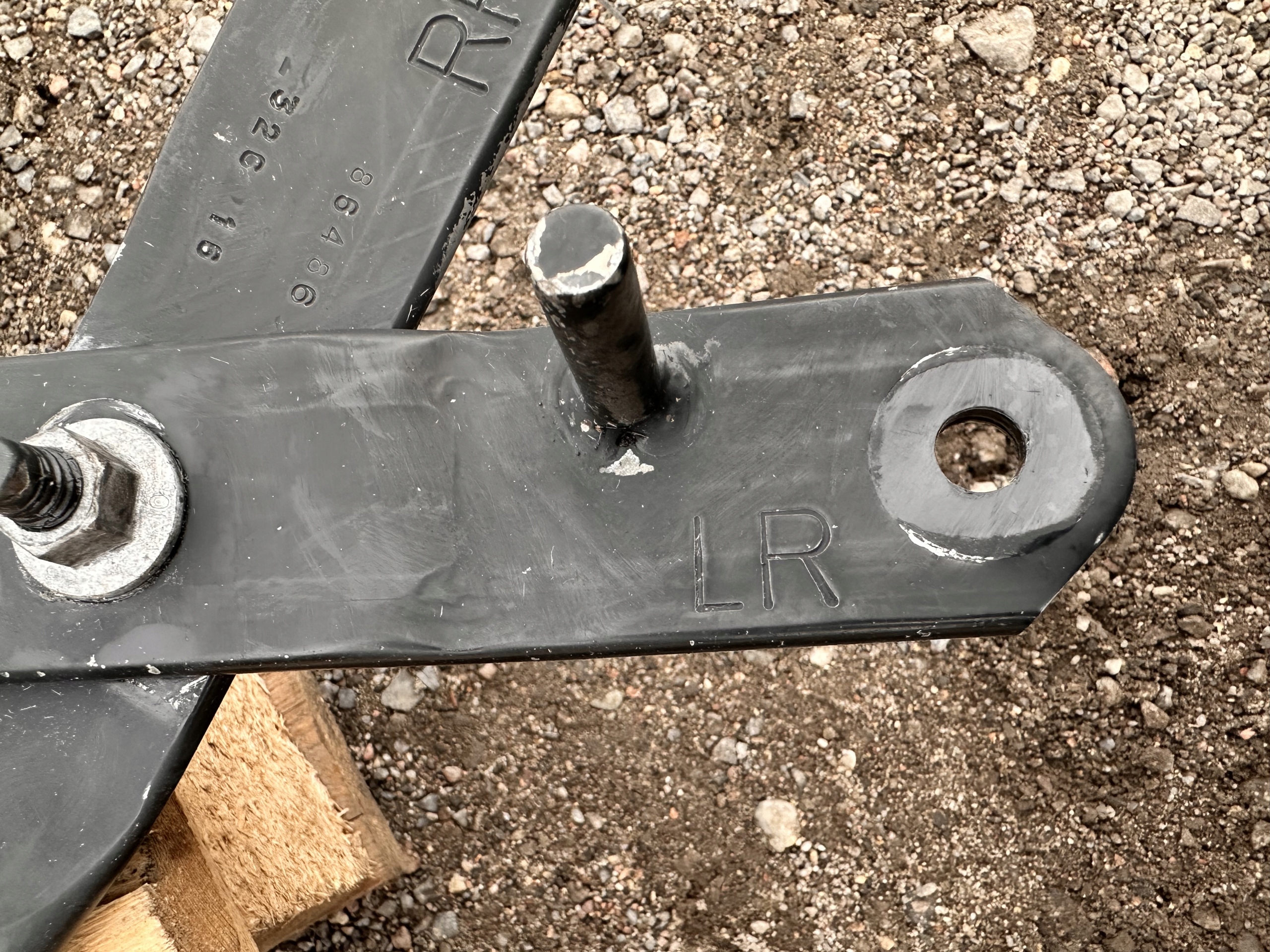 brace console chassis pillar Chevrolet Camaro Cabrio 2016+
