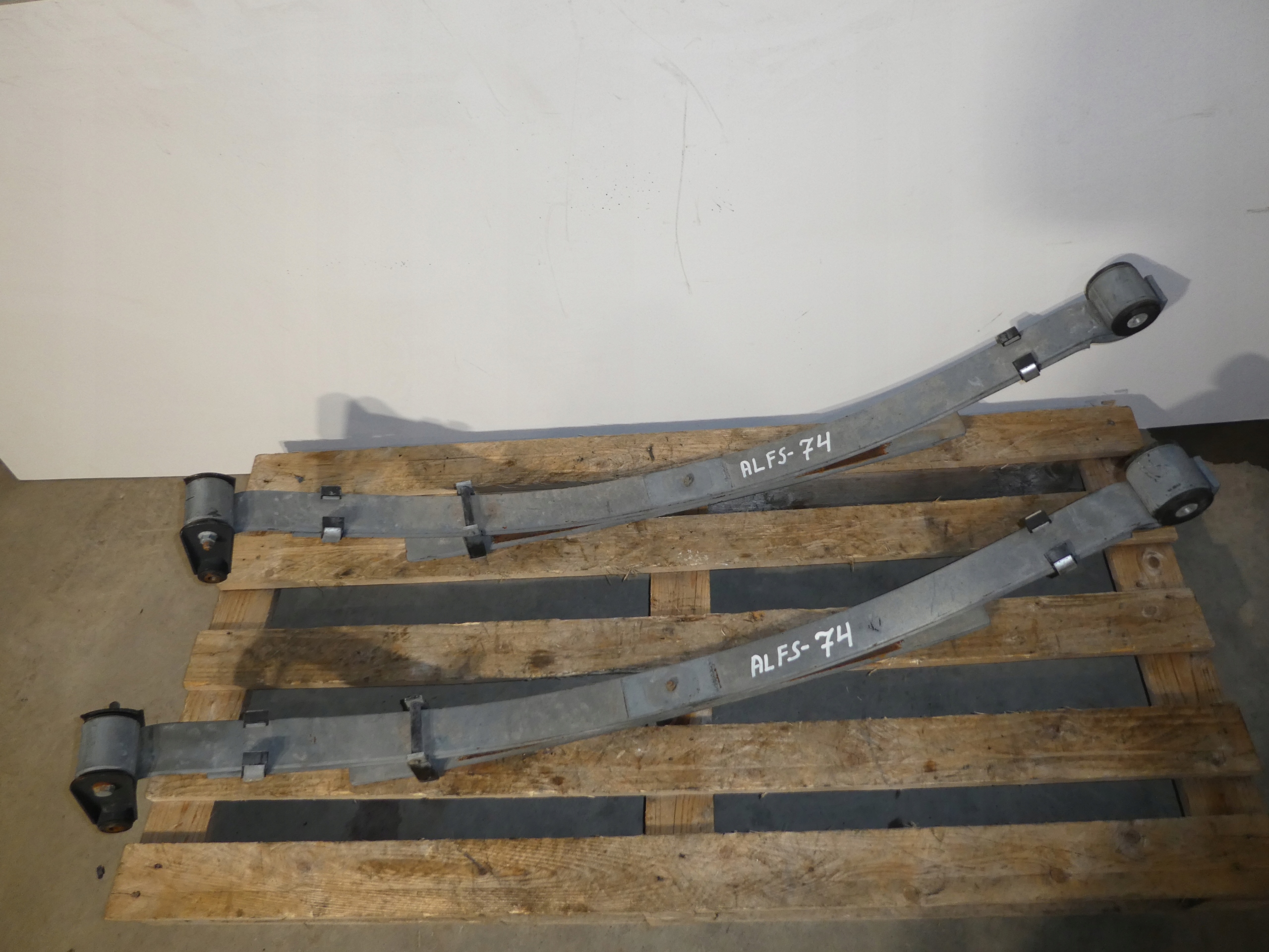 VW AMAROK 2H RESOR RESORY 2H0511151BJ