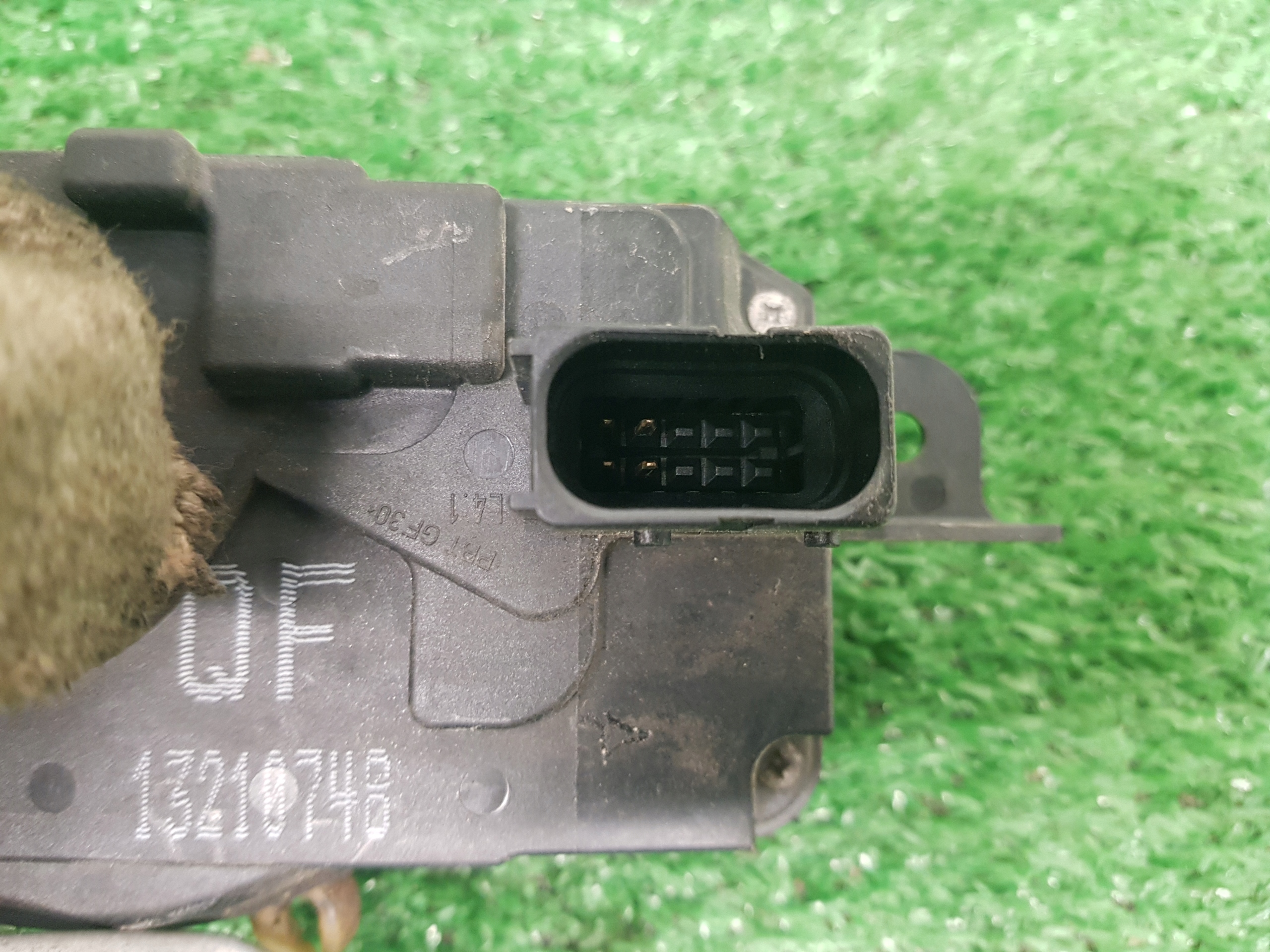 lock door CENTRALNY left front OPEL ZAFIRA B