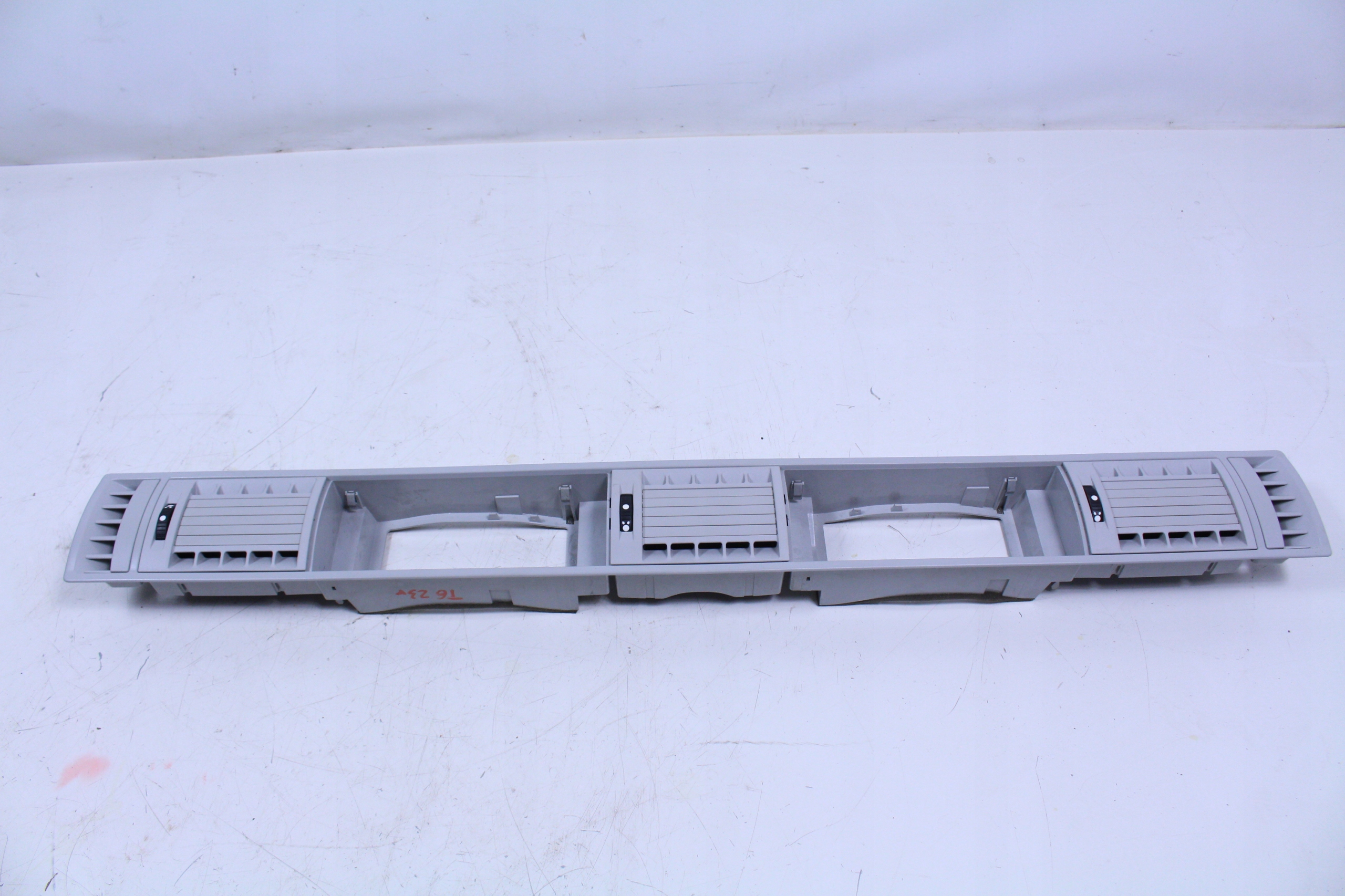 решетки защита потока воздуха vw T6 23r.