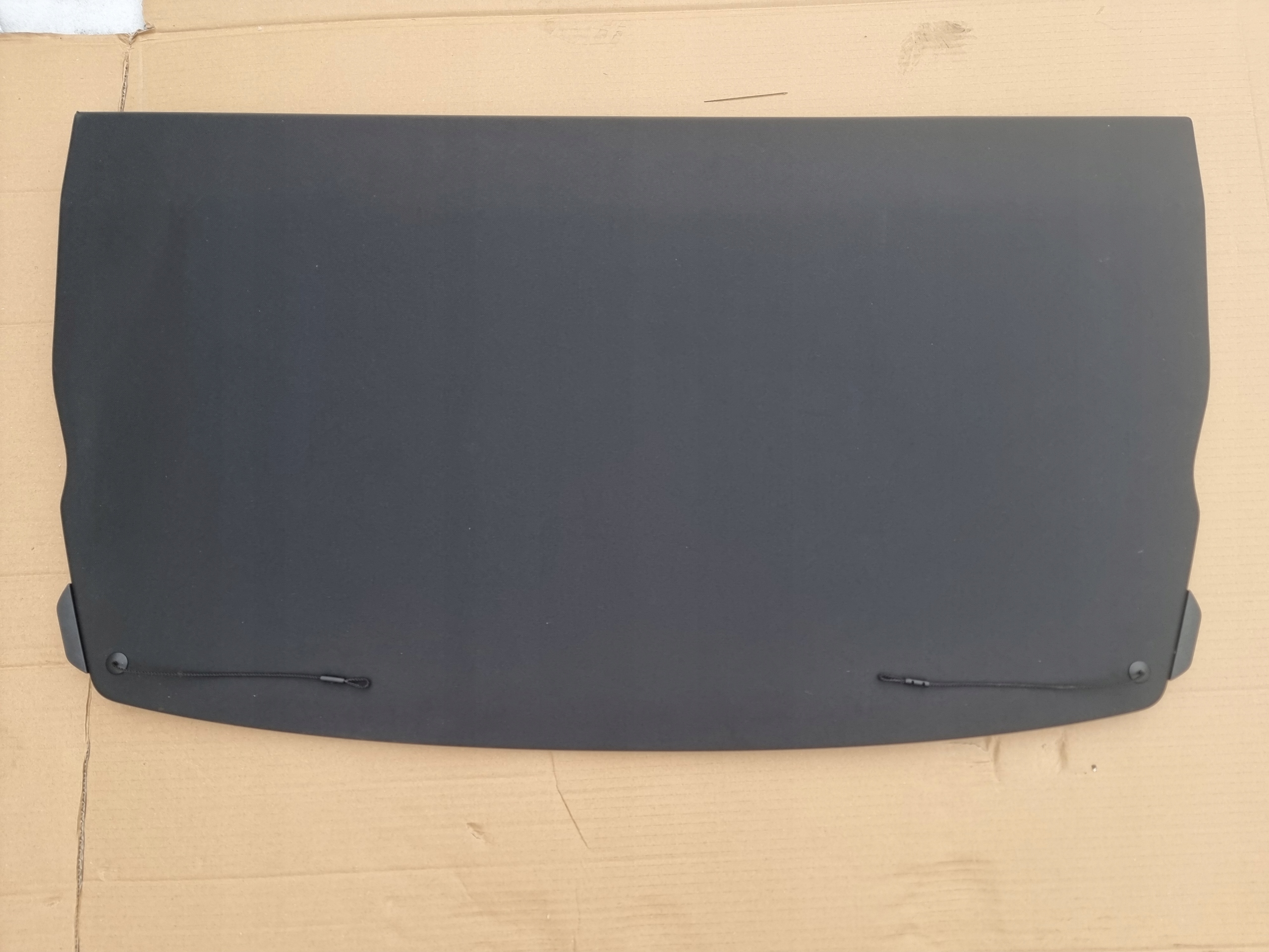 полка Range Rover Evoque L551 2019-2025 год K8D2-46668-AD