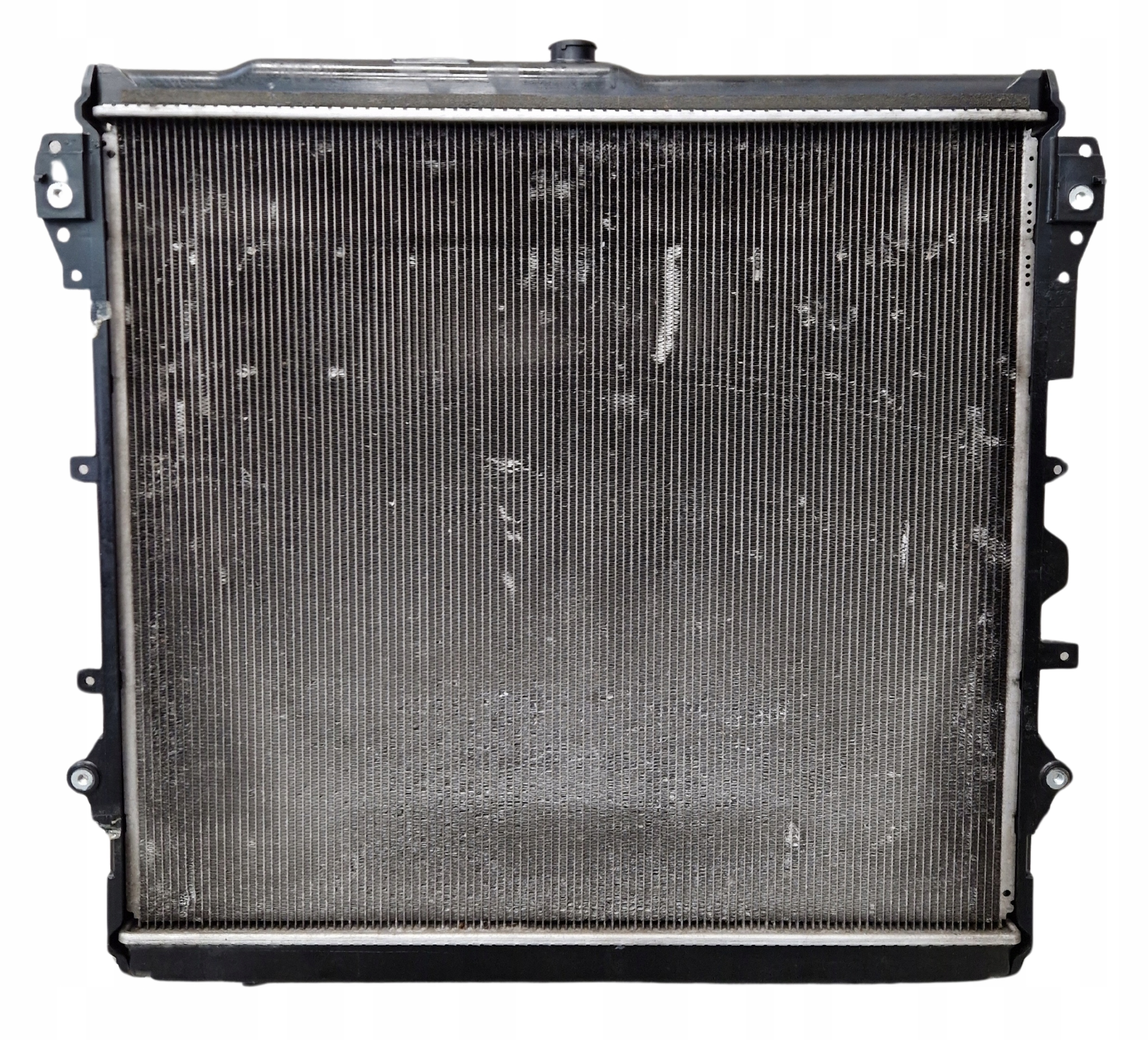 CHŁODNICA WODY TOYOTA TUNDRA 4.0 2007-2015 Numer katalogowy części AA422173-6942