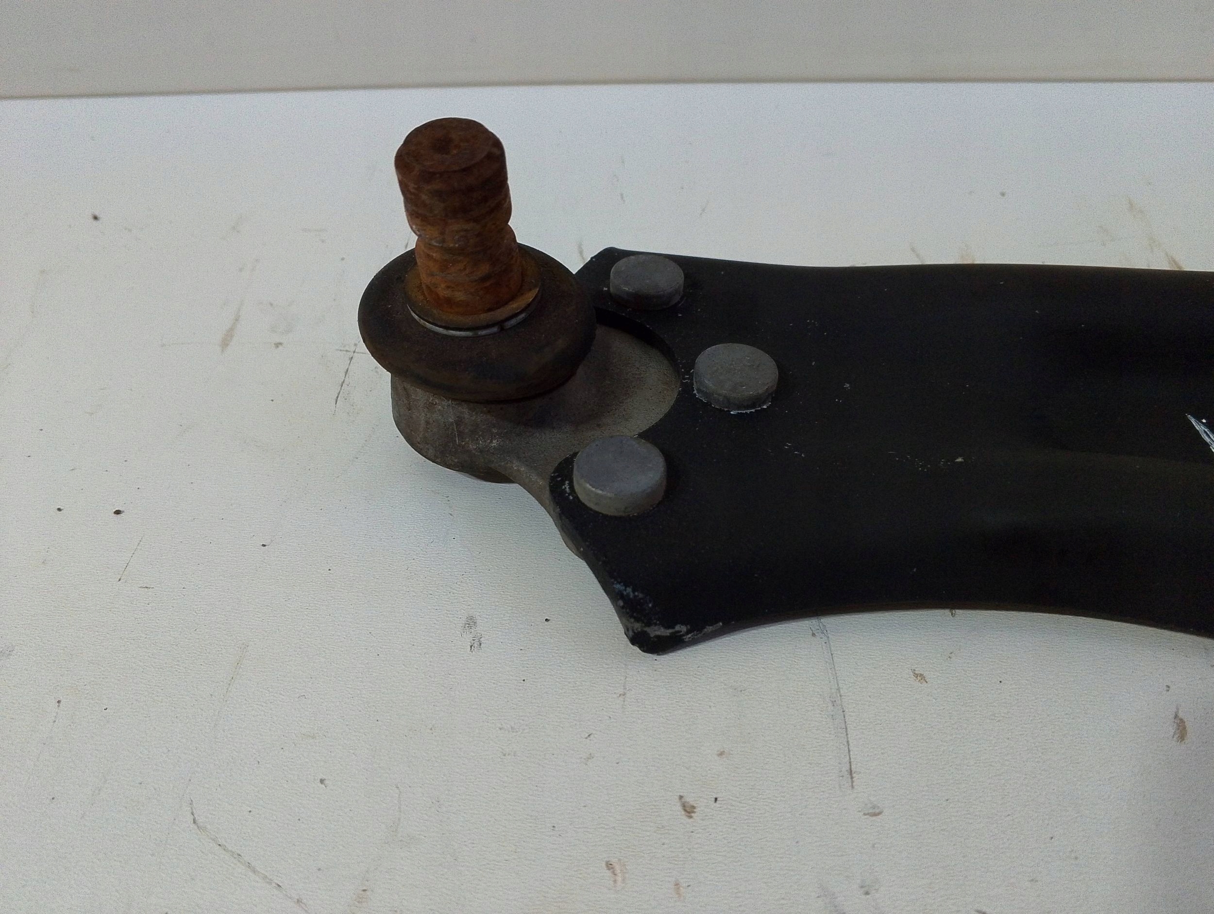 Citroen C3 III arm front left (Q241)