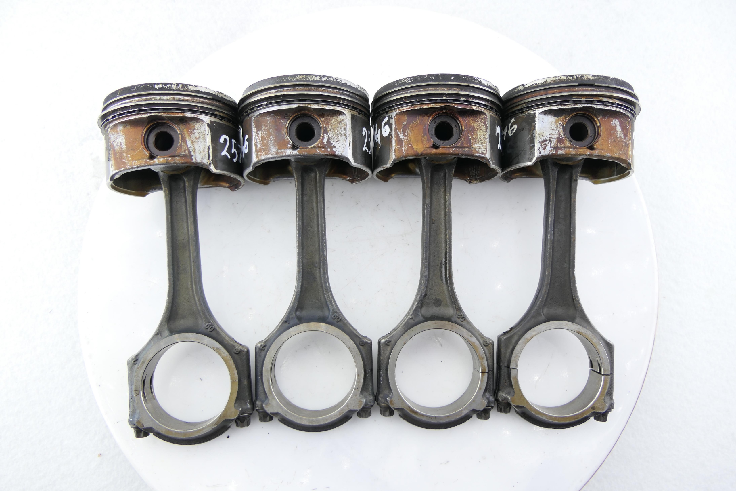 Поршень шатун MERCEDES W203 W209 1.8 K 271.946