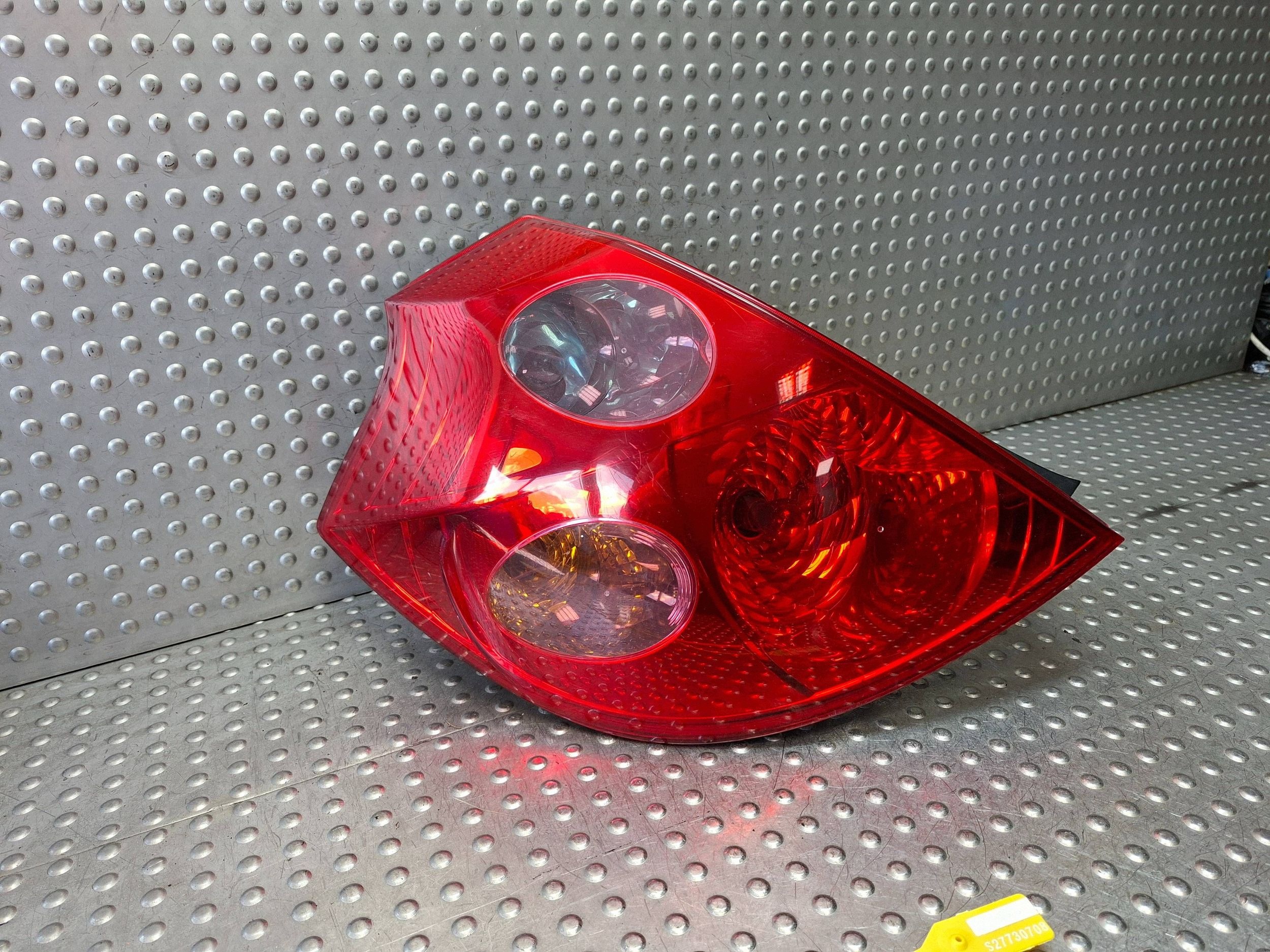 light rear part left KIA CEED and 07-09 HB EU 92401-1H0