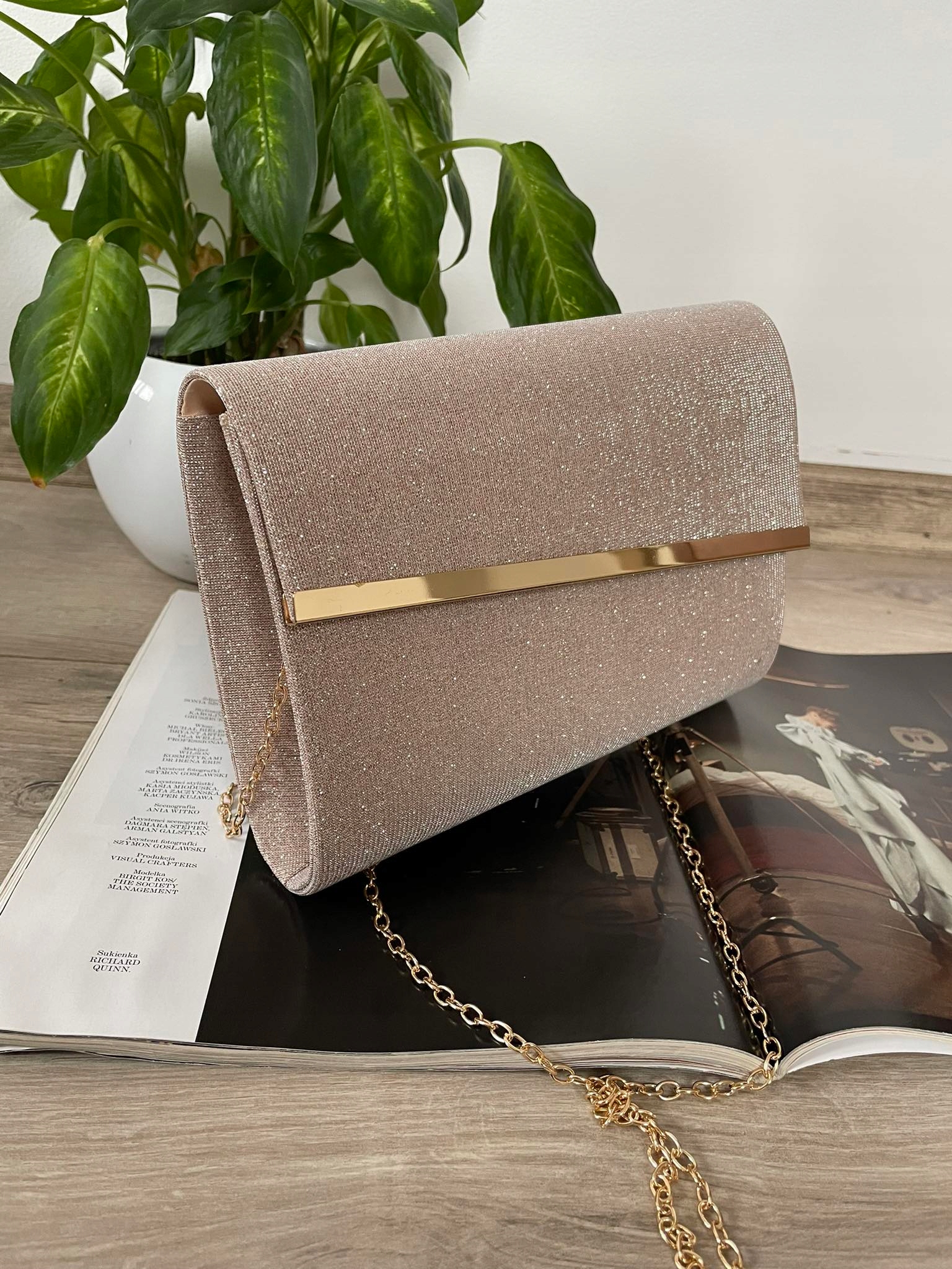 BŁYSZCZĄCA PIĘKNA TOREBKA KOPERTÓWKA różowe złoto Model kopertówka