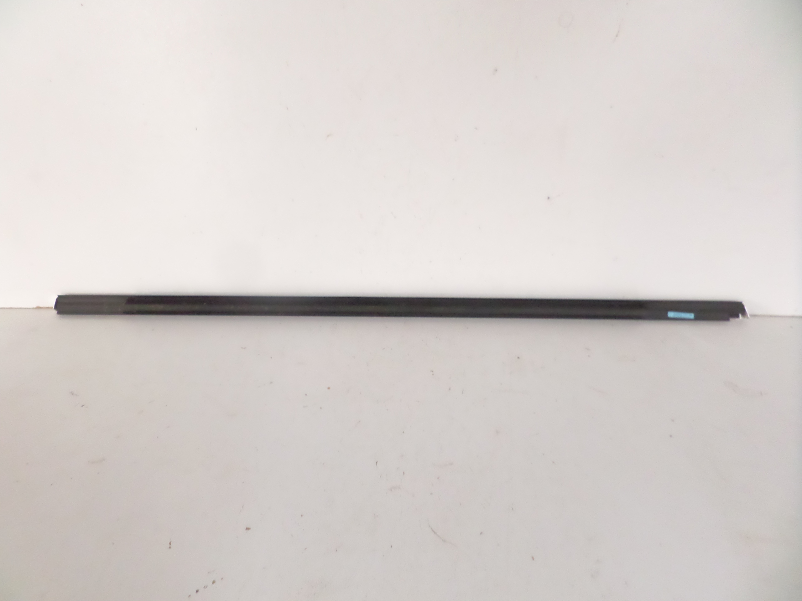 moulding dust right rear part OPEL ASTRA IV J 09