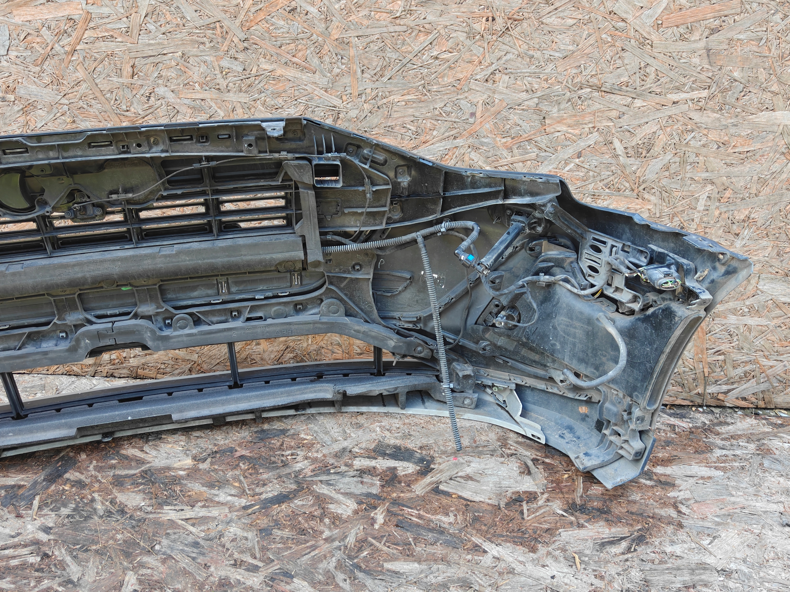 complete front AUDI Q8 ETRON E-TRON bonnet fender bumper radiator 4KE
