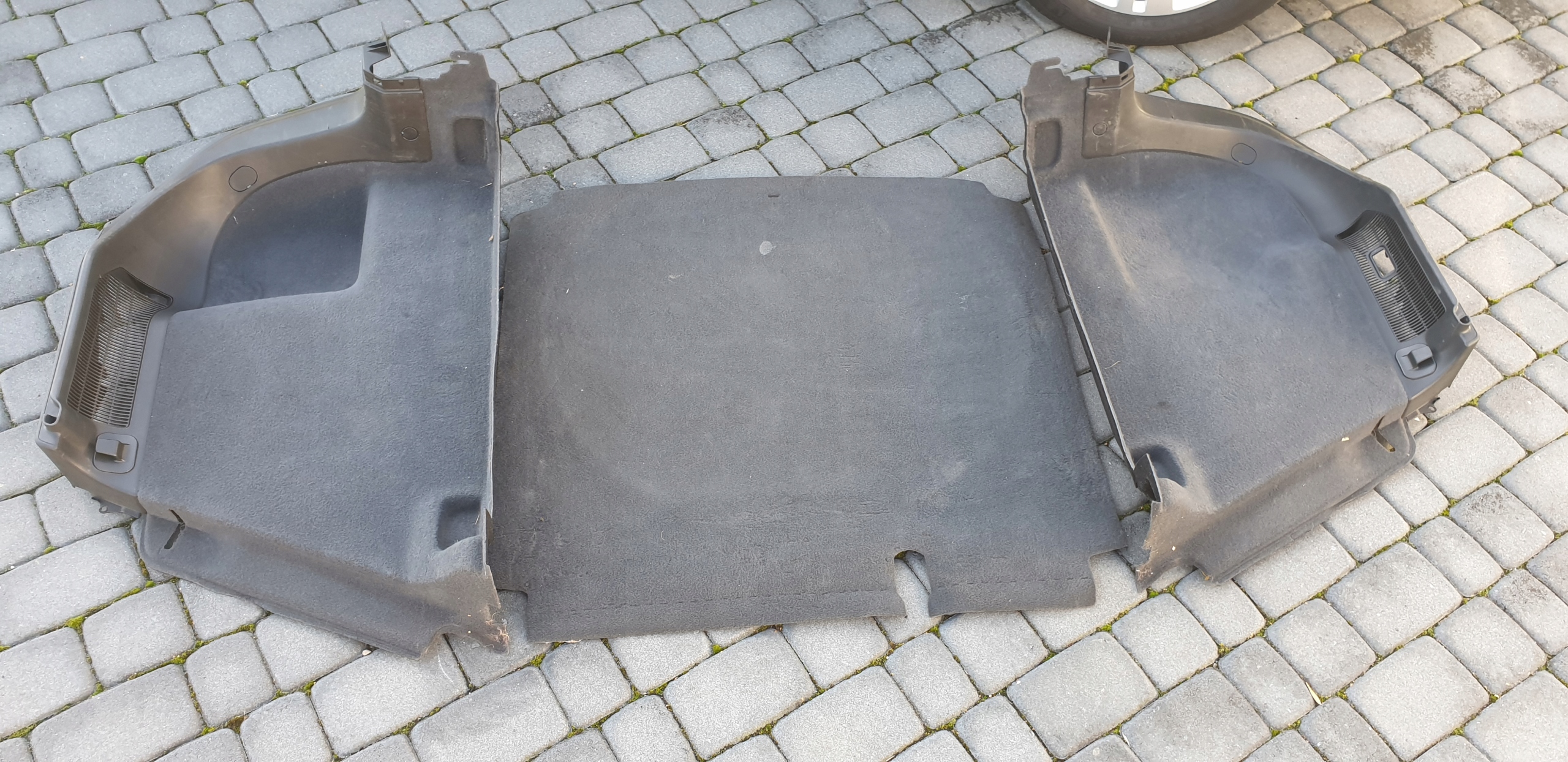 mats side AUDI A3 8P 2003- 5 door