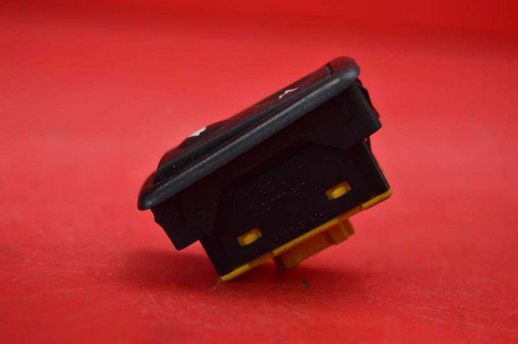 switch lifting windows right front 8368941 BMW E36 90-00