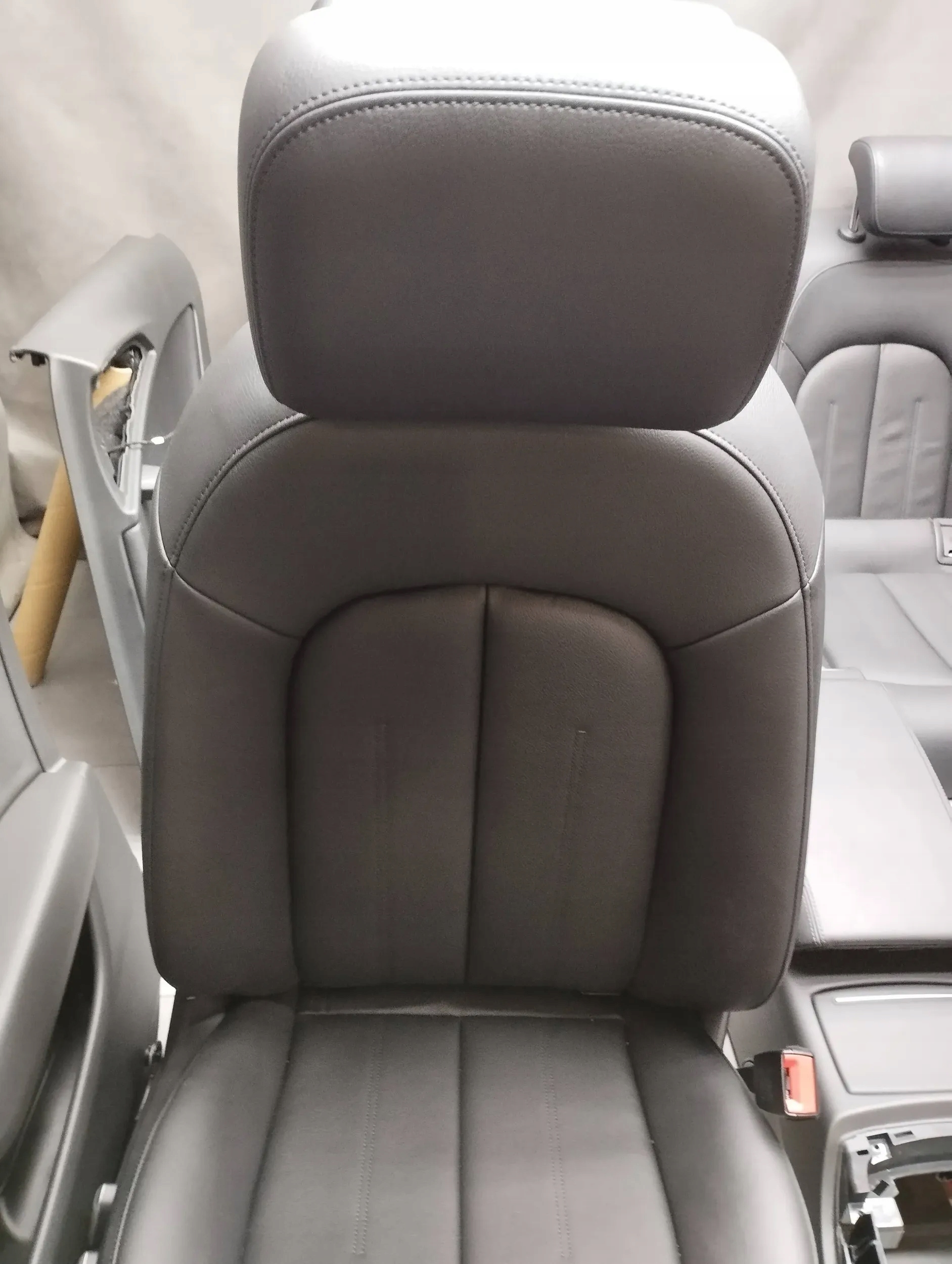 Audi A6 C7 4G sedan seats side leather without AIRBAGOW