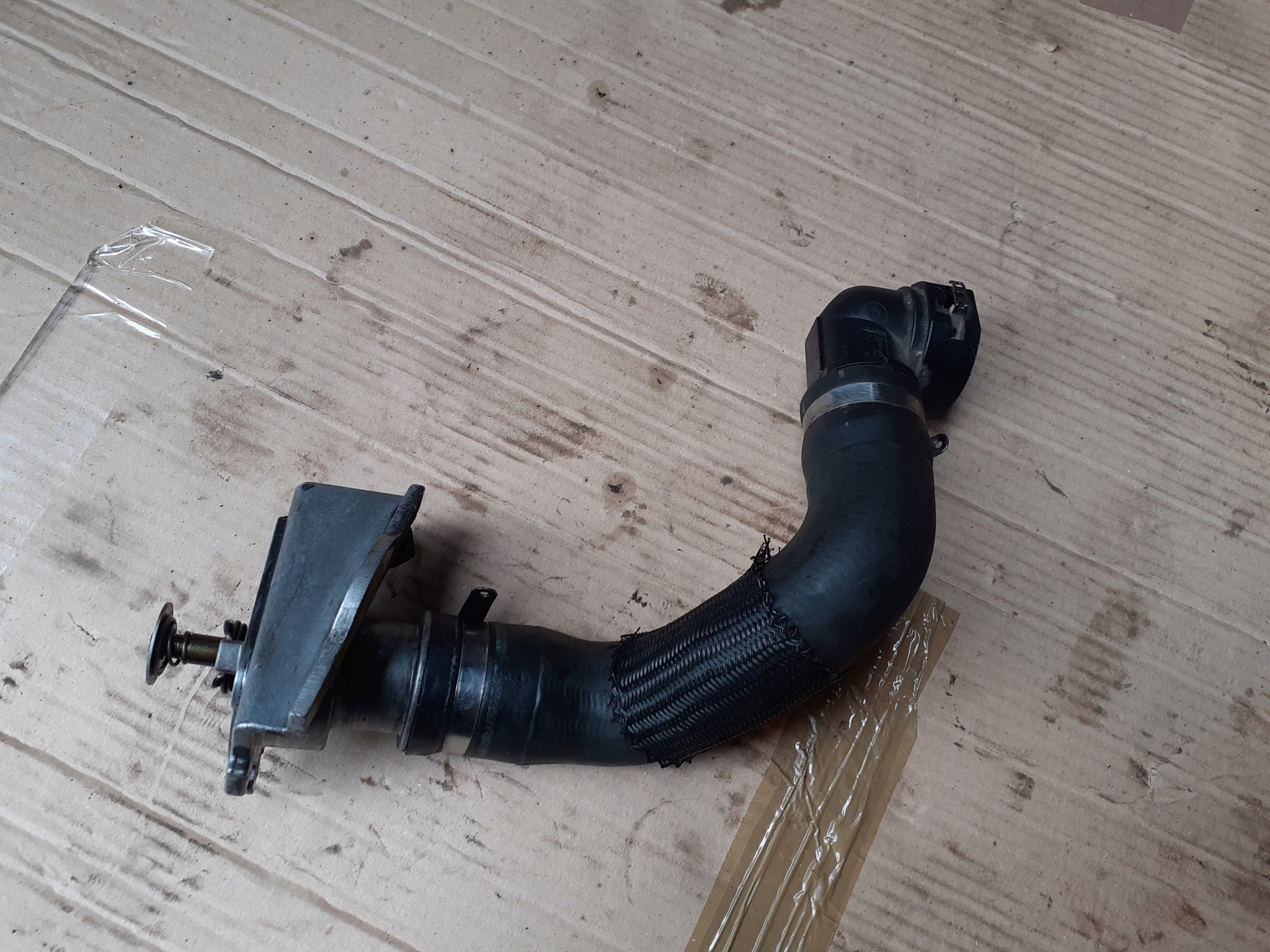 ТЕРМОСТАТ IVECO DUCATO 2.3 JTD EURO 5 6 5801698831