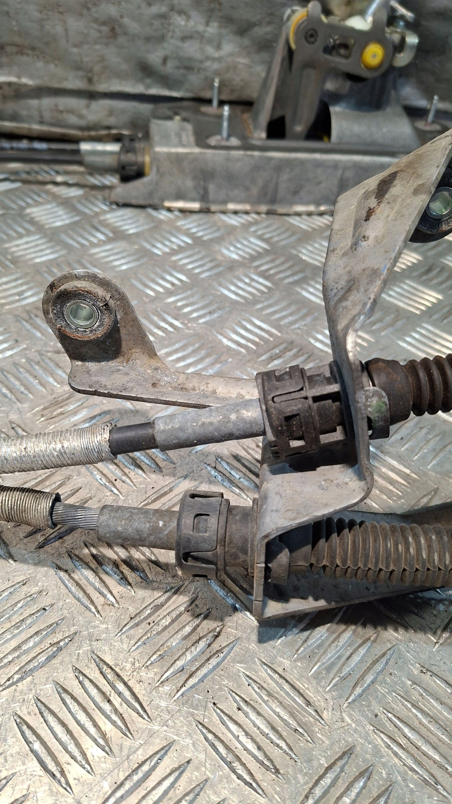 Schaltkulisse Bowdenzug Schalt getriebe VW EOS 2.0B