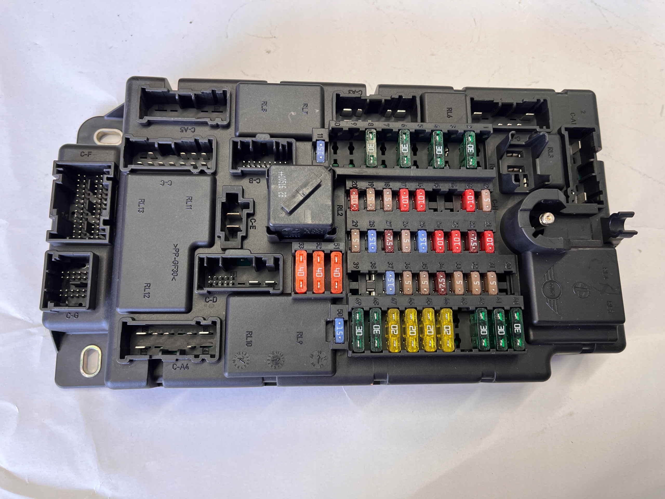 MINI COOPER R56 SKRZYNKA BEZPIECZNIKÓW 3455440