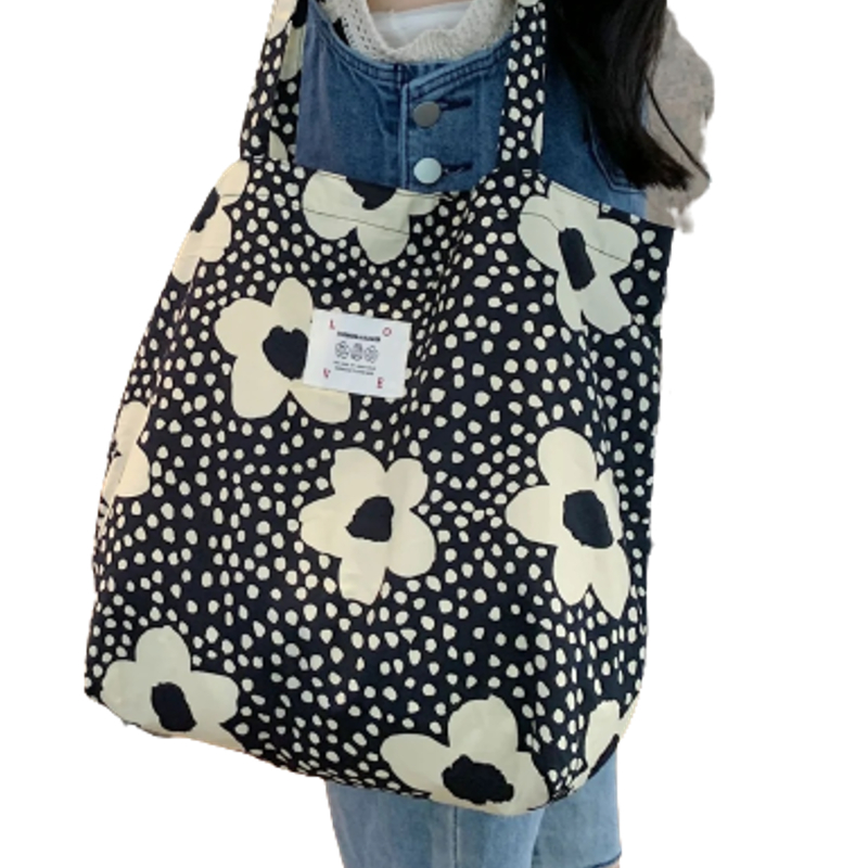 TORBA TOREBKA CIENKA CZARNA W KWIATY NA LATO WAKACYJNA MŁODZIEŻOWA Marka inna