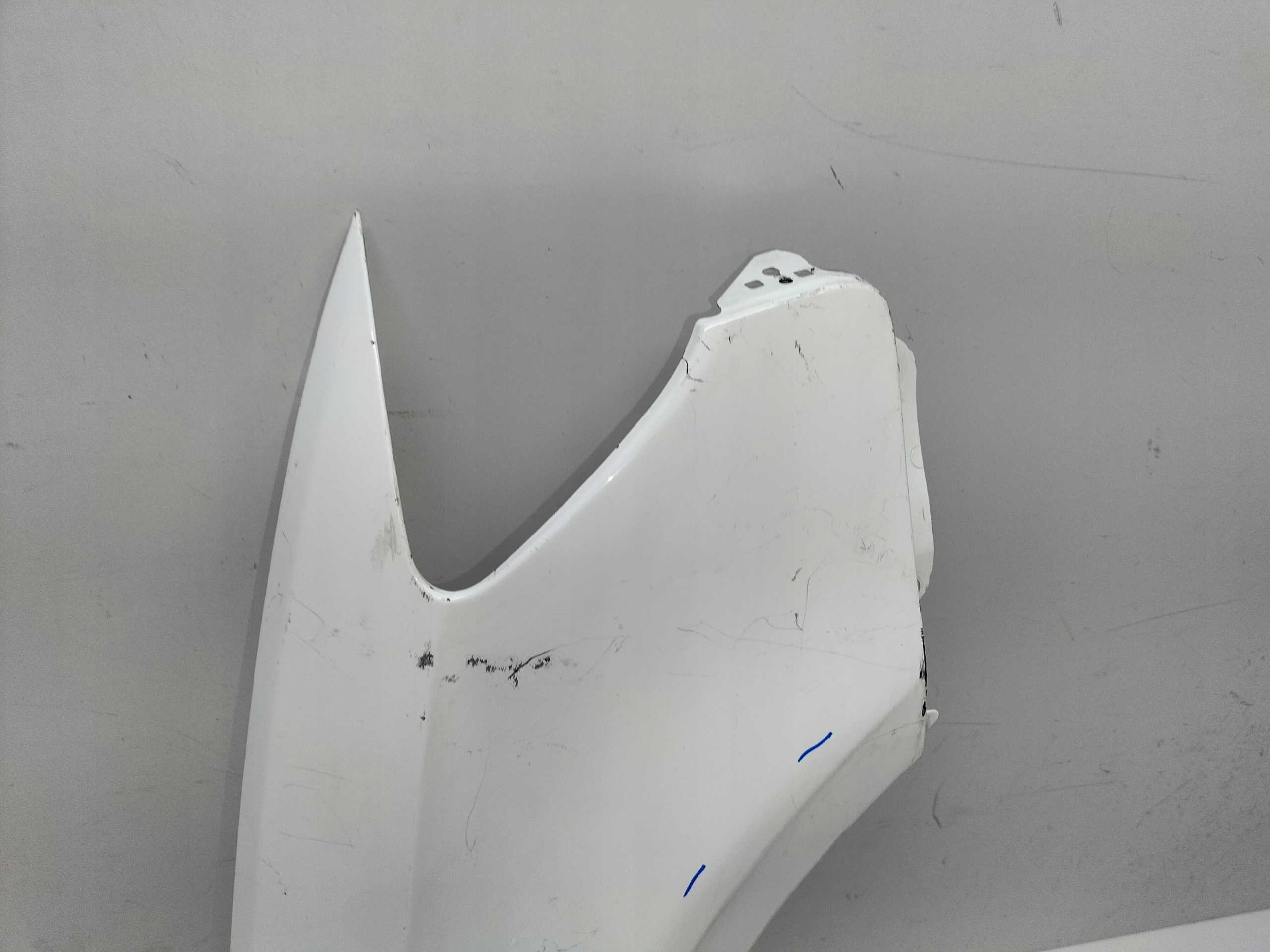 fender front front right AUDI A3 8V 12- HB