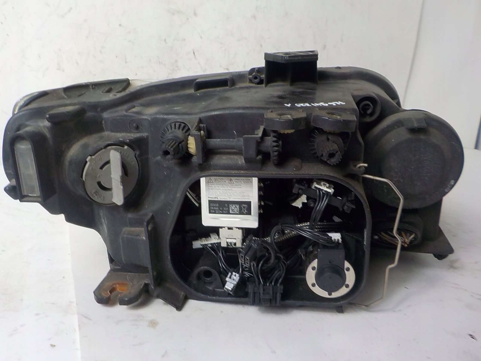 SEAT EXEO XENON LIFT light left front front UK