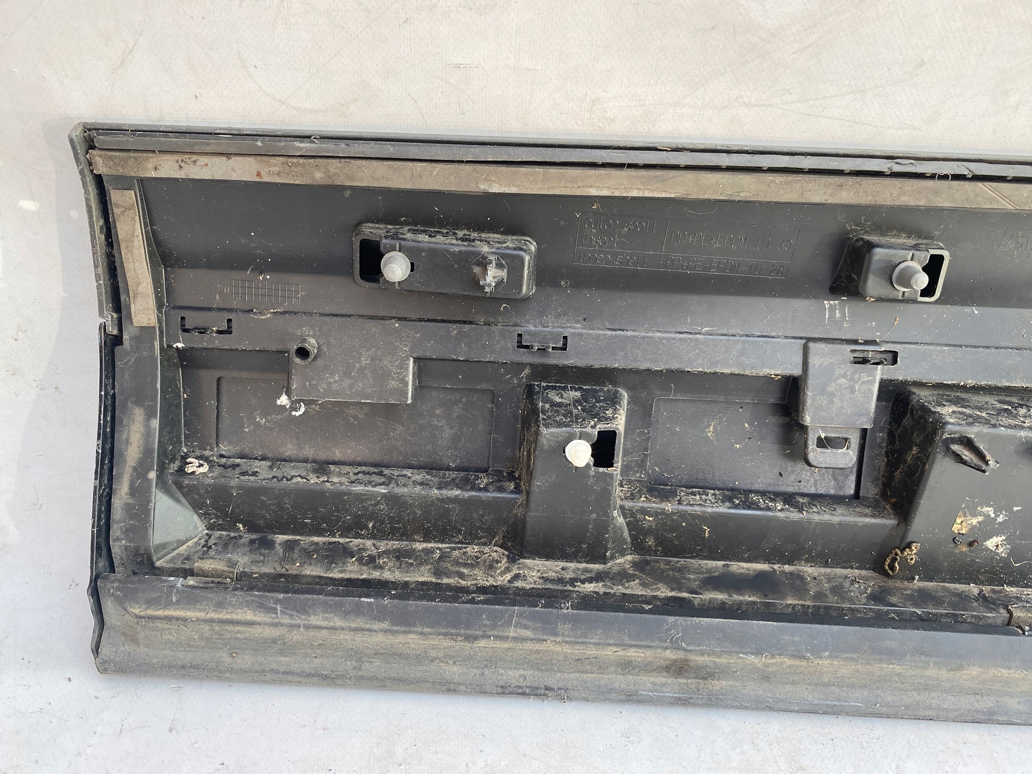 AUDI Q7 4M moulding door right rear part