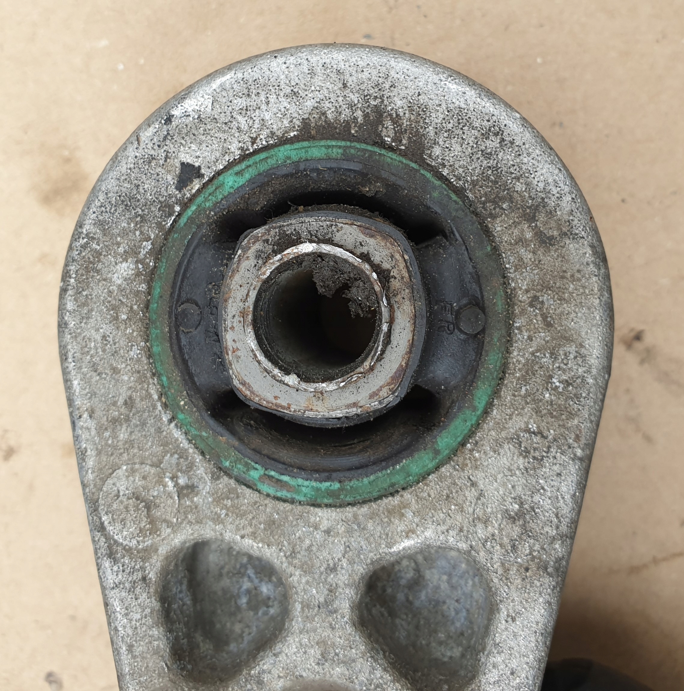 engine mount VW GOLF V TDI 1K0199855 OE EU
